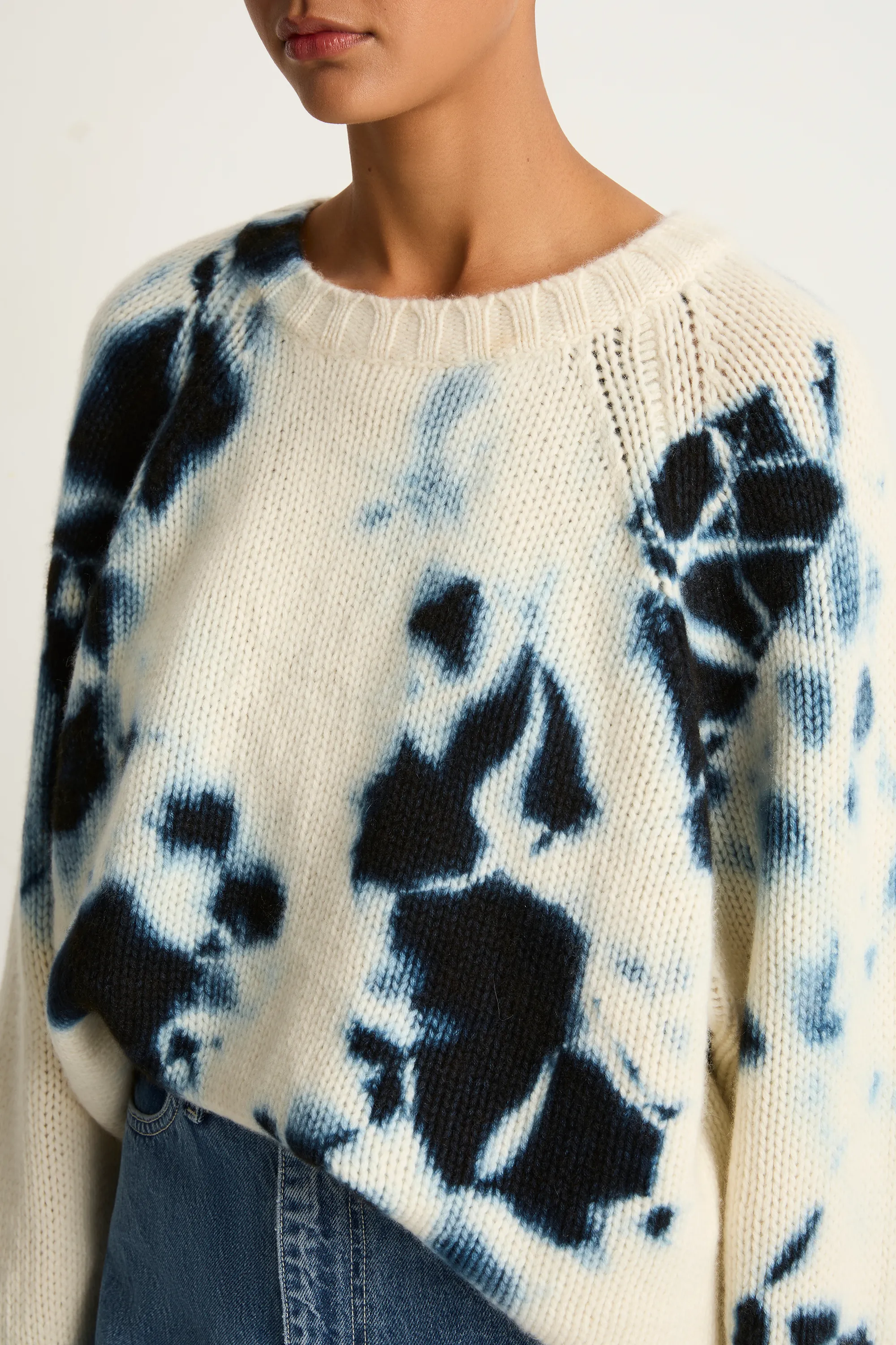 Suzusan Cashmere Hand Knit Raglan Pullover - Black / Natural White - FINAL SALE sold by Soleil Blue product image thumbnail 4