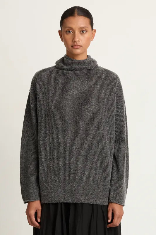 Pas De Calais Fine Bouclé Turtleneck Knit Pullover - Heather Grey made by Pas de Calais