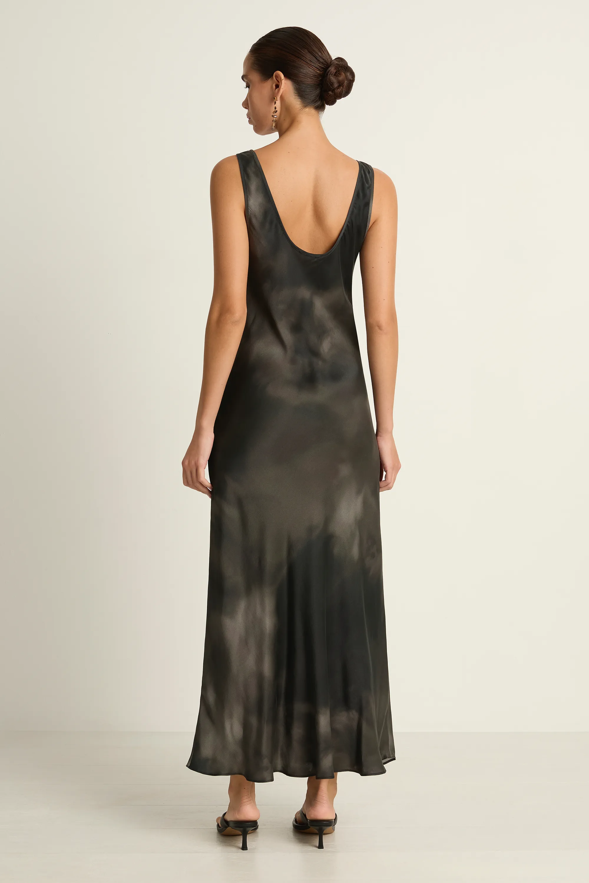 Silk Laundry Scoop Neck Dress - Smoke sold by Soleil Blue product image thumbnail 2
