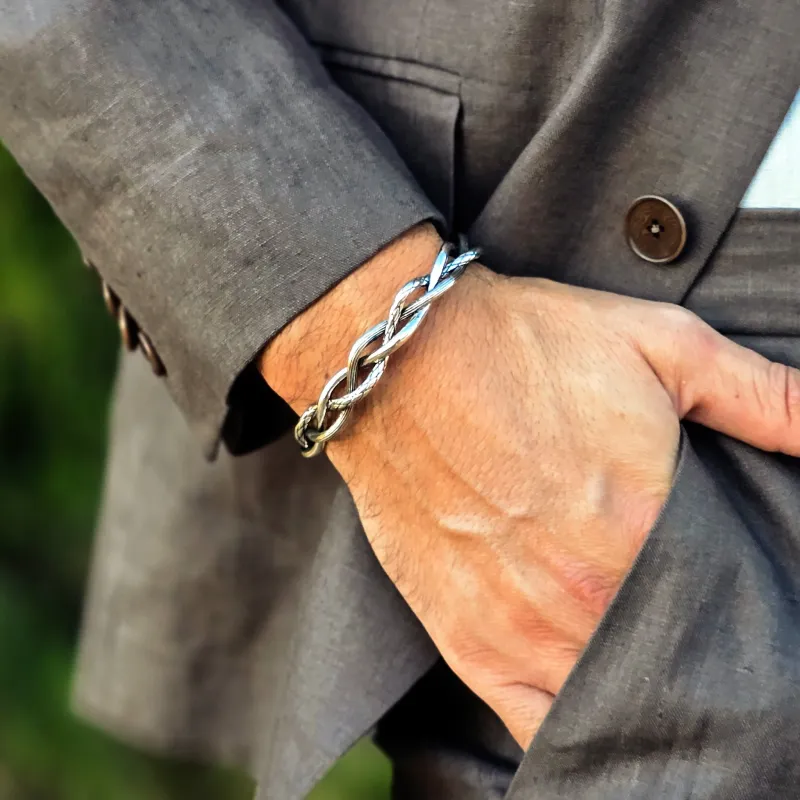 Pulsera Trazo · Pulsera rígida trenzada abierta sold by Barlovento de Biar