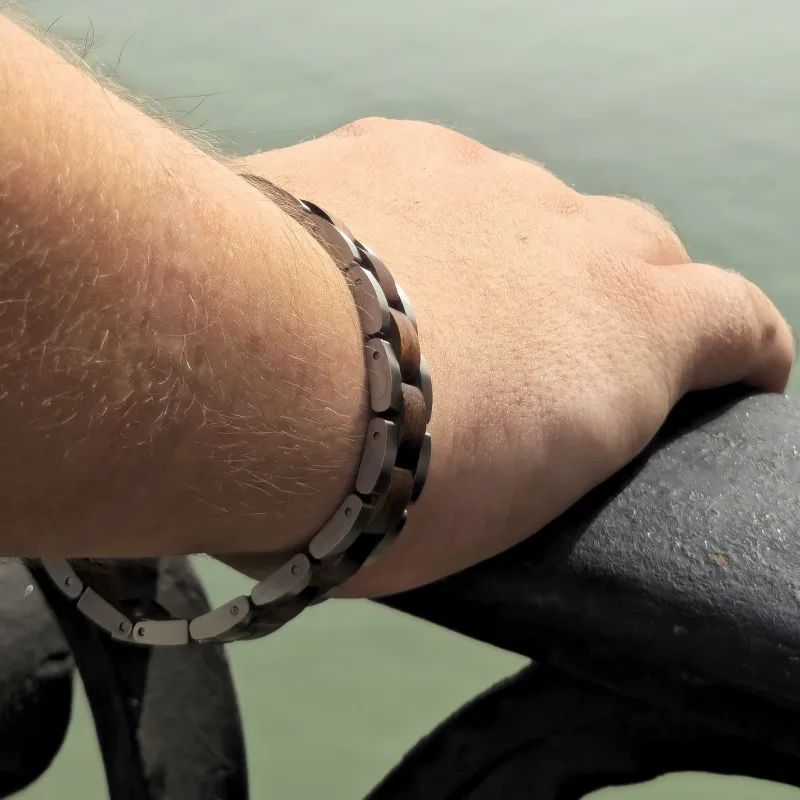 Pulsera Voluta · Pulsera estilo geométrico made by Barlovento de Biar