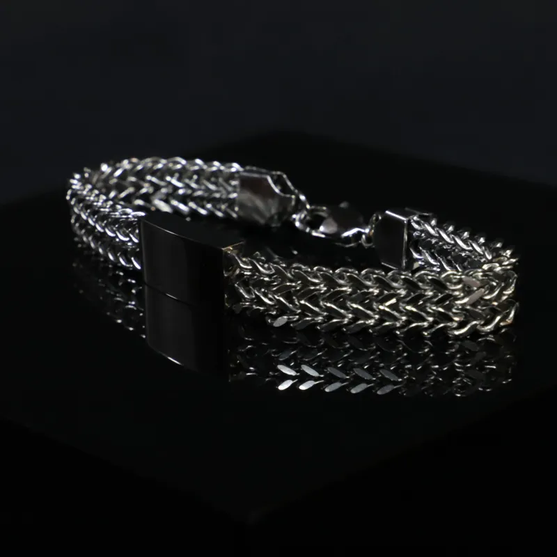 Pulsera Kula · Pulsera trenzada de acero inoxidable sold by Barlovento de Biar