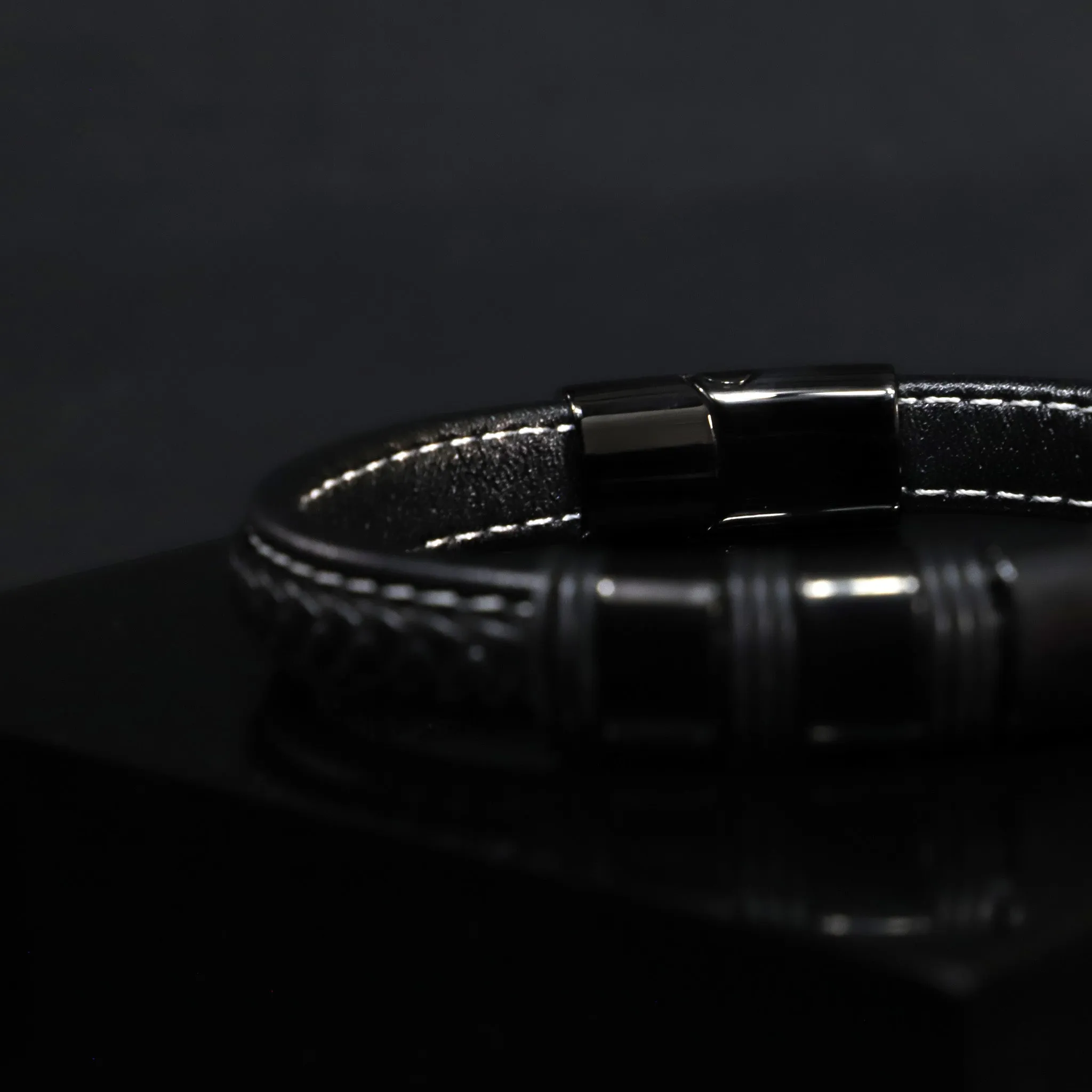 Pulsera Betel · Pulsera de cuero sold by Barlovento de Biar product image thumbnail 4