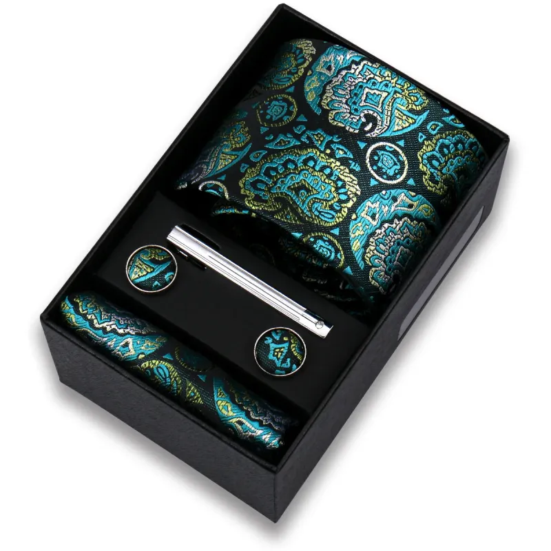 Courchevel · conjunto de corbata con estampado paisley verde, pañuelo, gemelos y pasador sold by Barlovento de Biar