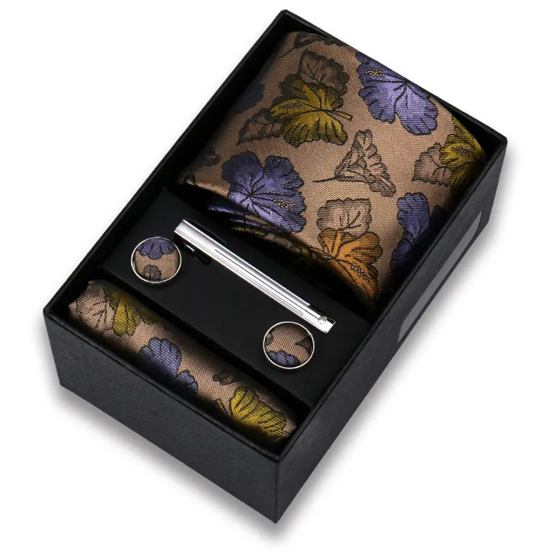 Otoño · conjunto de corbata floral con pañuelo, gemelos y pasador sold by Barlovento de Biar
