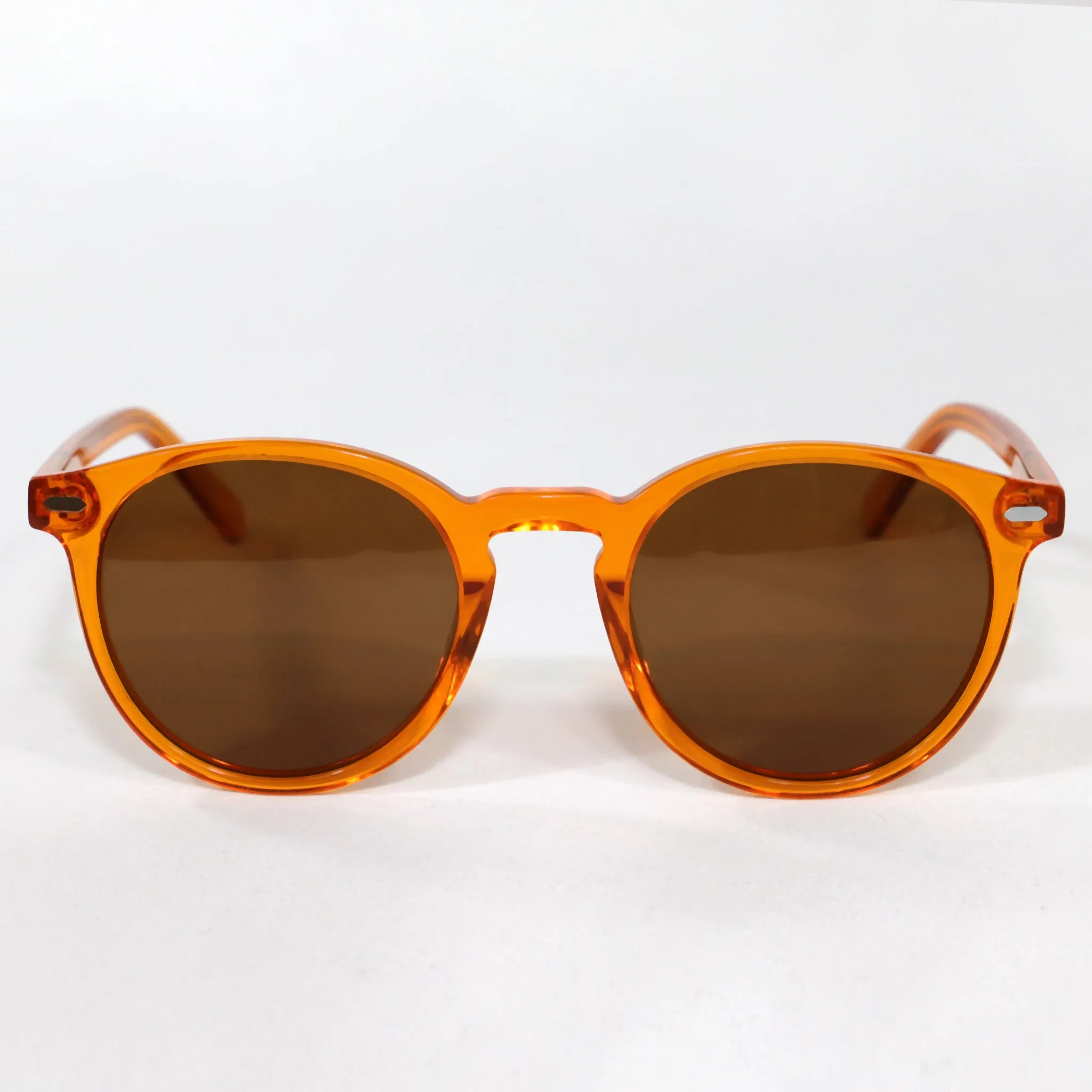Gulpiyuri · gafas de sol de color naranja cristal sold by Barlovento de Biar product image thumbnail 5
