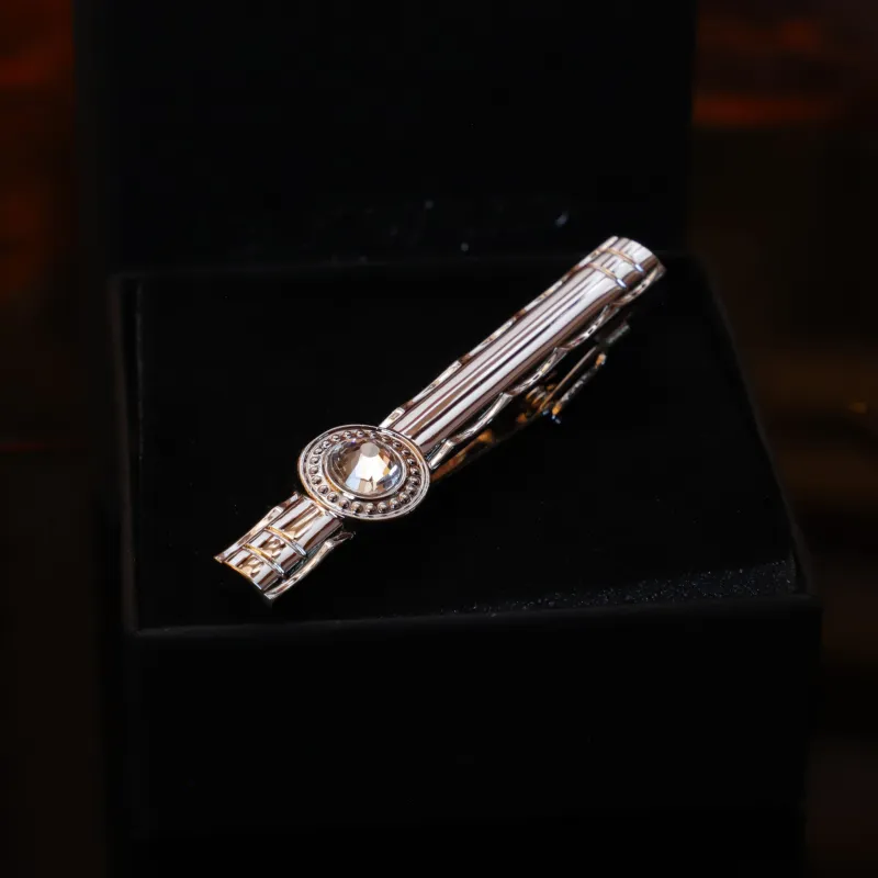 Búho · pasador de corbata con gran diamante simulado sold by Barlovento de Biar