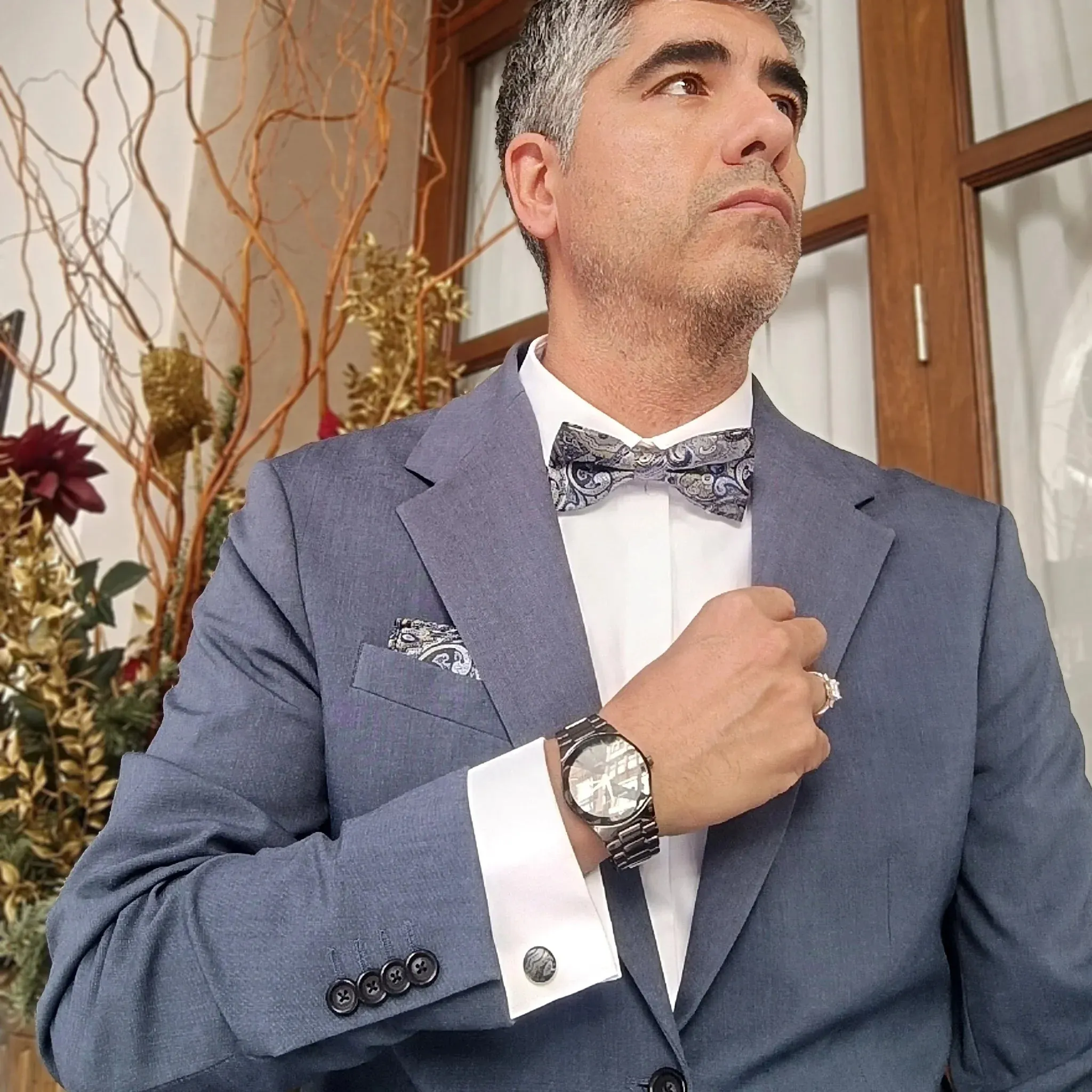 Los Ángeles · conjunto de pajarita azul Paisley sold by Barlovento de Biar product image thumbnail 3