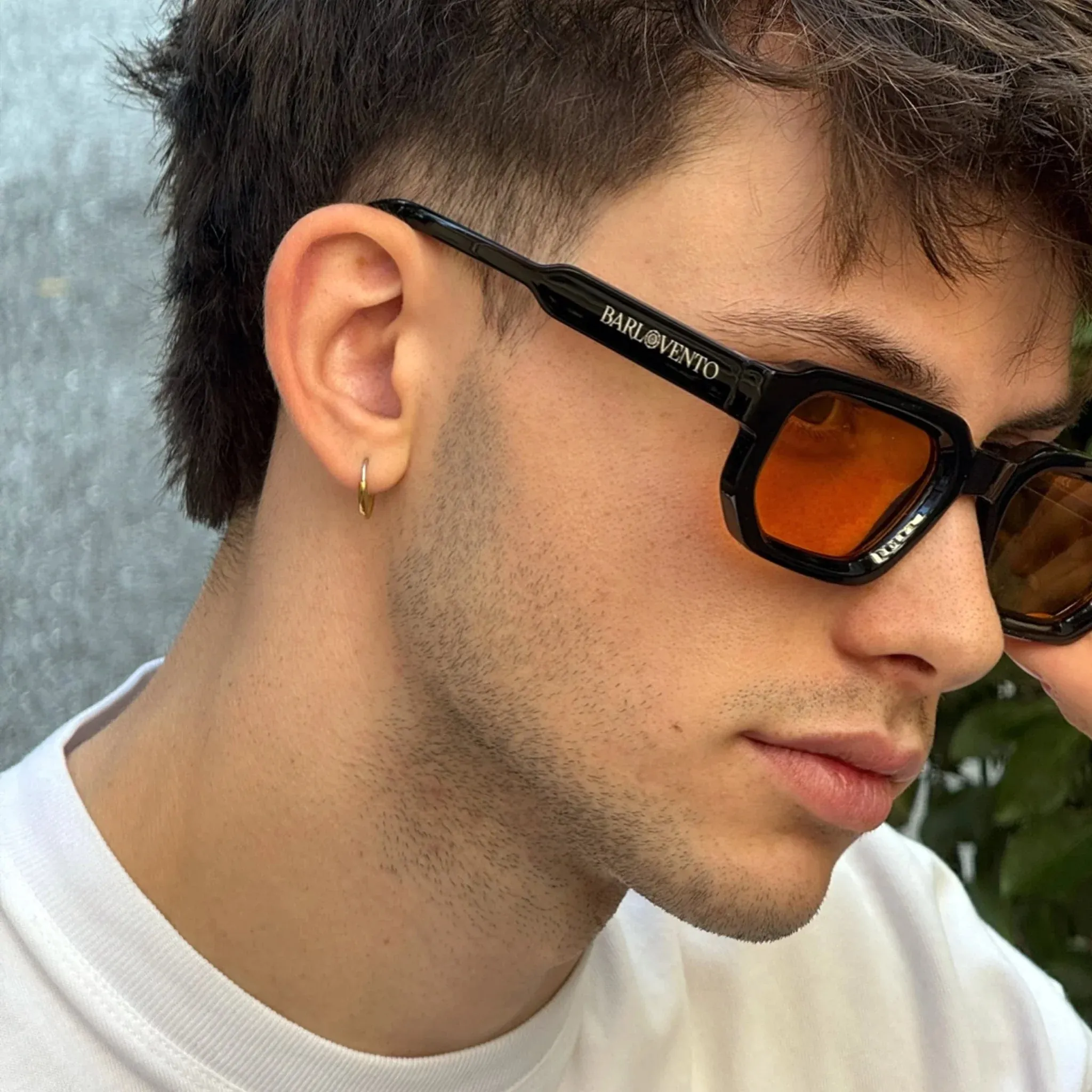 Médano · gafas de sol negras llamativas con lentes naranjas sold by Barlovento de Biar product image thumbnail 2