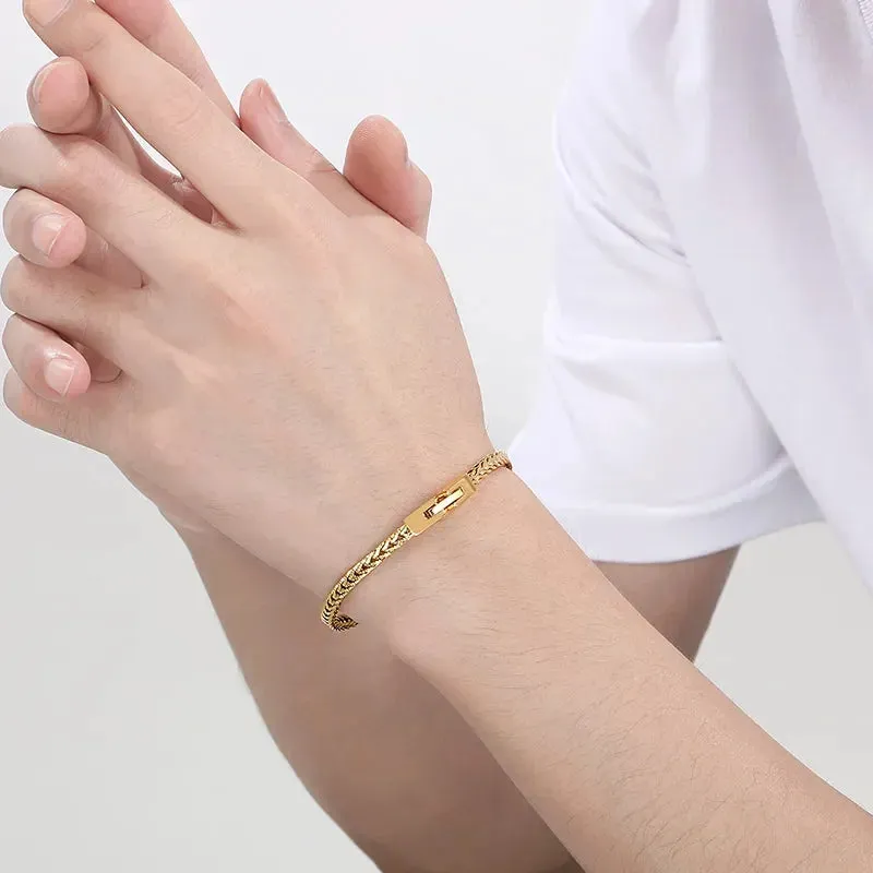 Pulsera Thalassa · Pulsera cadena rígida, chapada en oro sold by Barlovento de Biar product image thumbnail 5