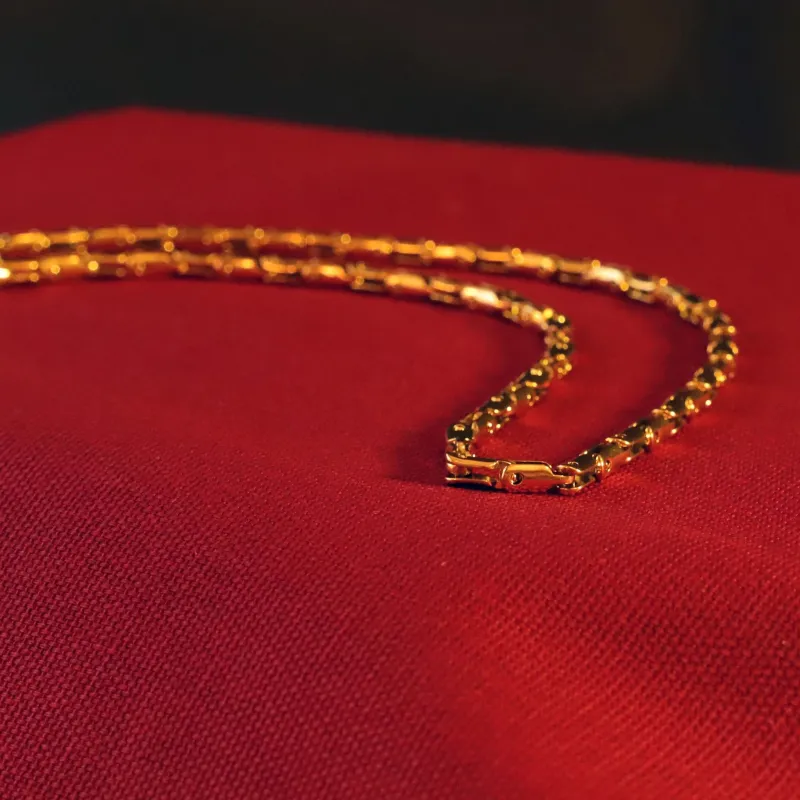 Collar Zerion Oro · Collar eslabones enchapado en oro 18k made by Barlovento de Biar