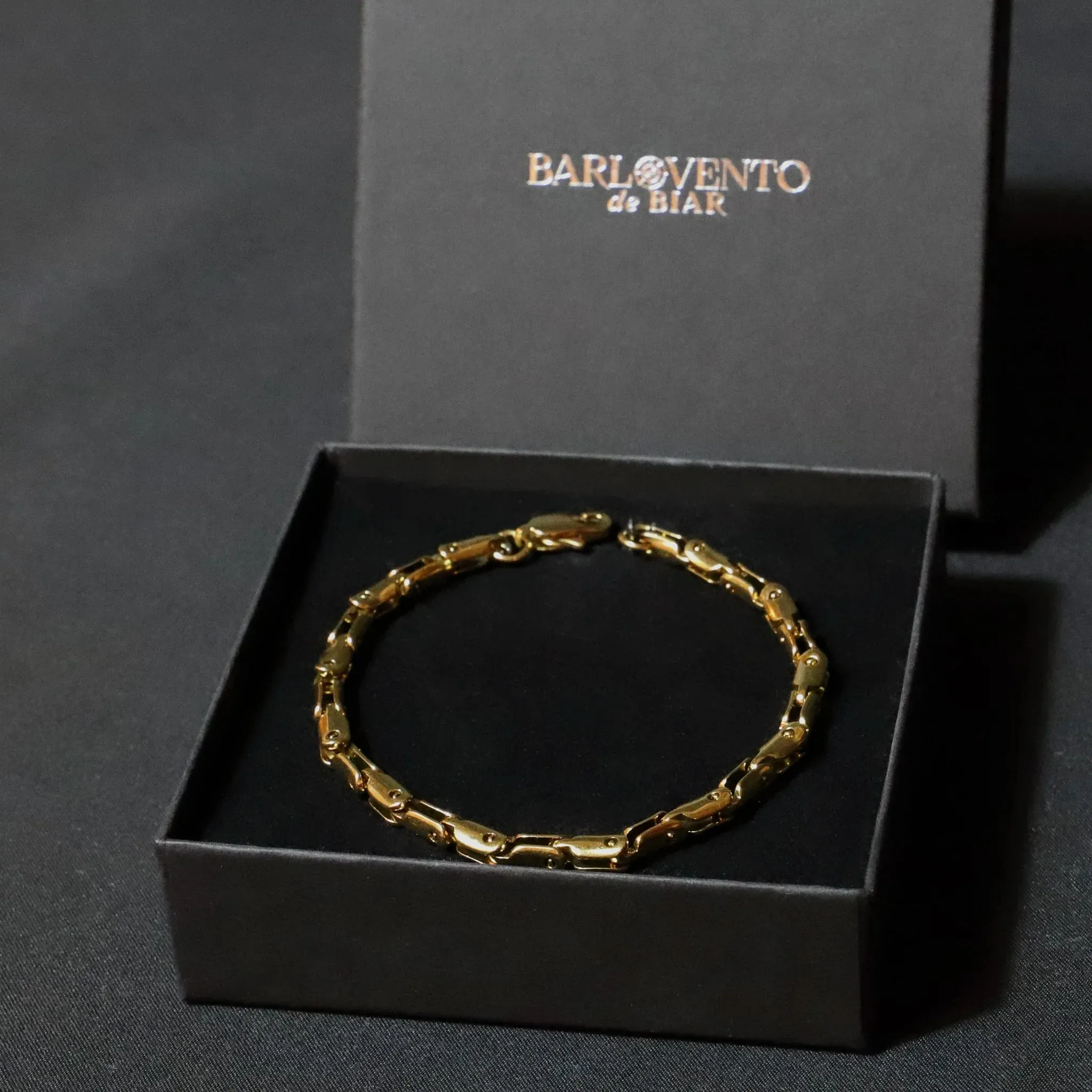 Pulsera Alcoris Oro · Pulsera de eslabones chapada en oro 18k sold by Barlovento de Biar product image thumbnail 4