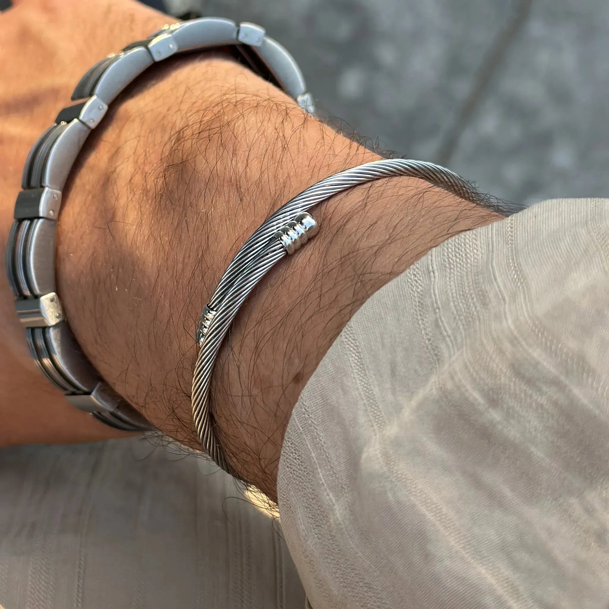 Pulsera Carme Plateada · Pulsera rígida Plateada sold by Barlovento de Biar product image thumbnail 3