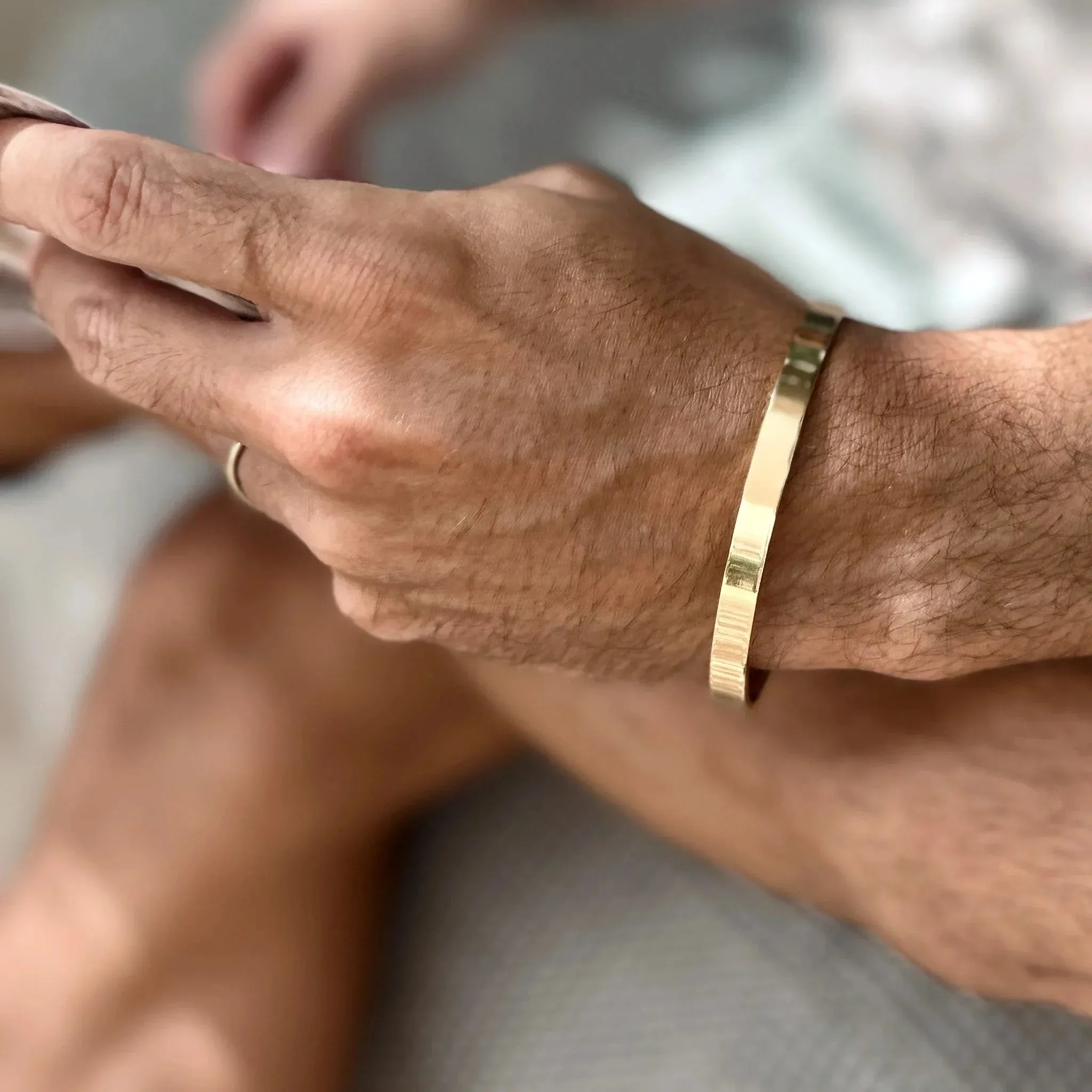 Pulsera Maia Dorada · Pulsera estilo clásico de acero inoxidable sold by Barlovento de Biar product image thumbnail 2