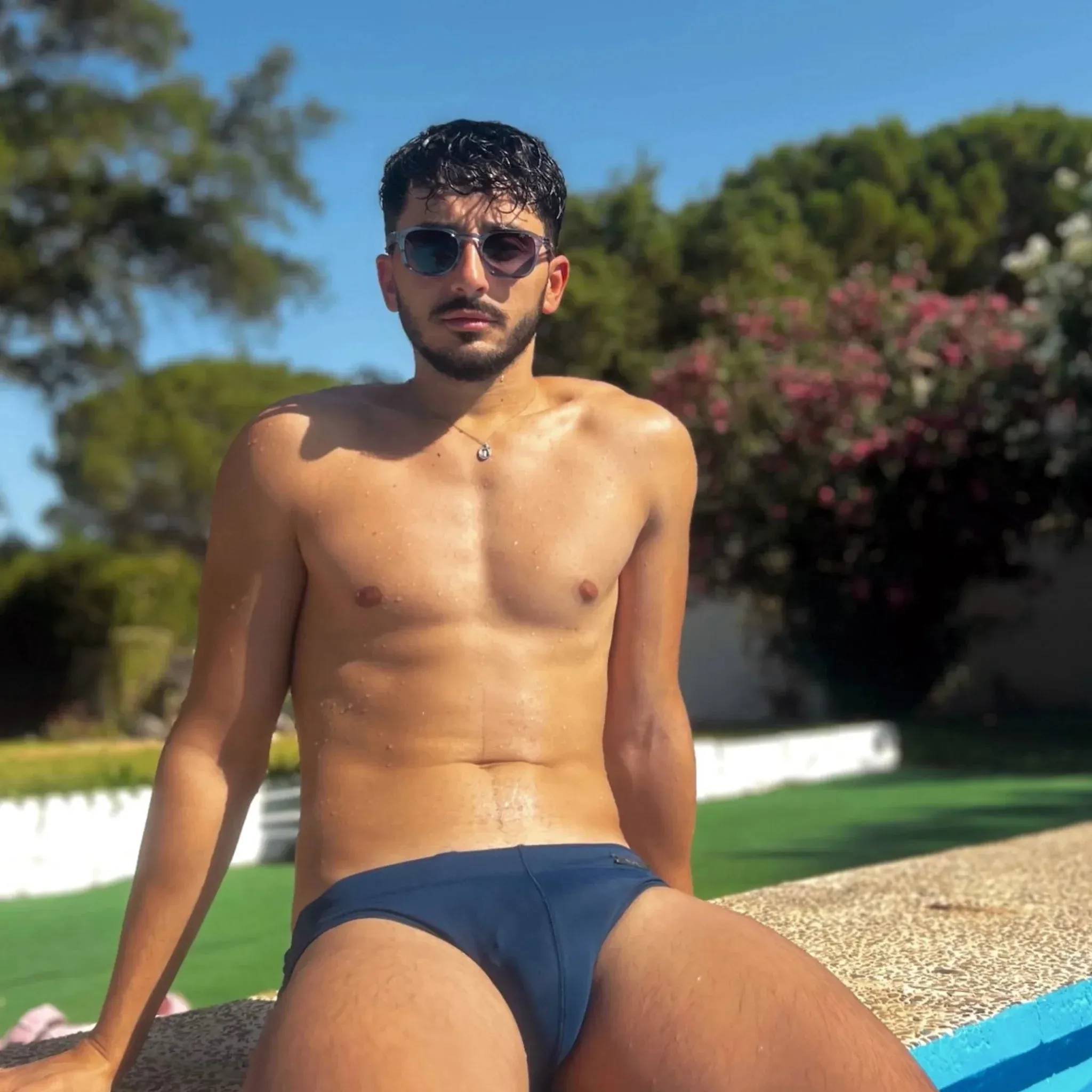 Silencio · gafas de sol redondas de cristal oscuro sold by Barlovento de Biar product image thumbnail 2