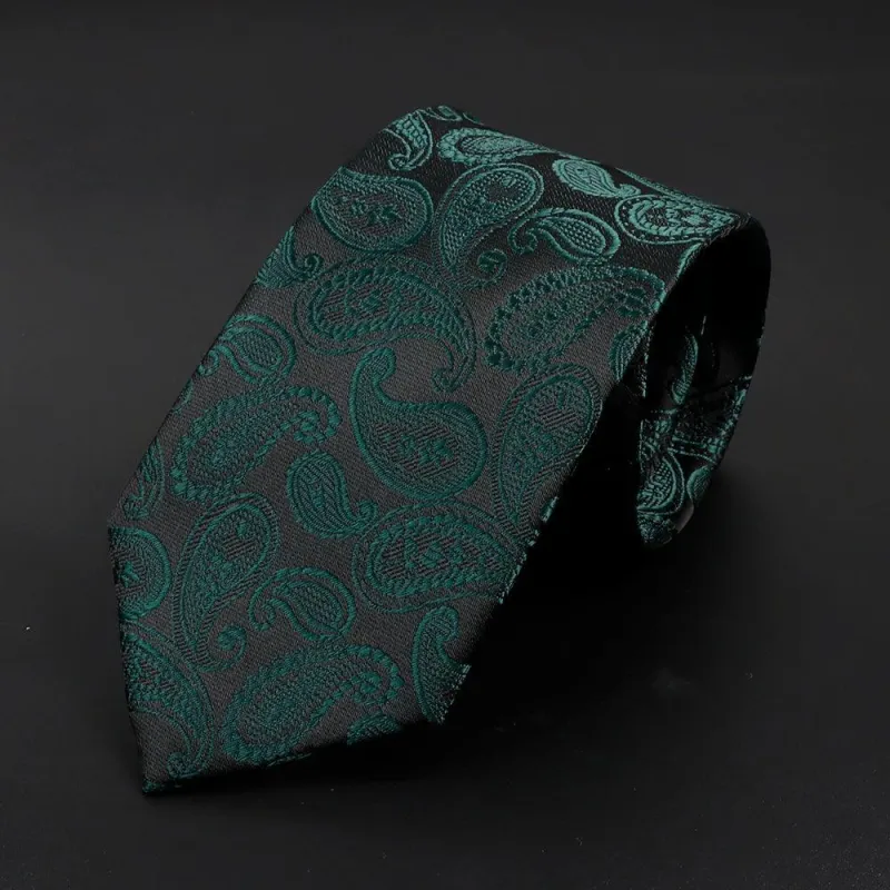 Versailles · corbata con estampado paisley verde made by Barlovento de Biar