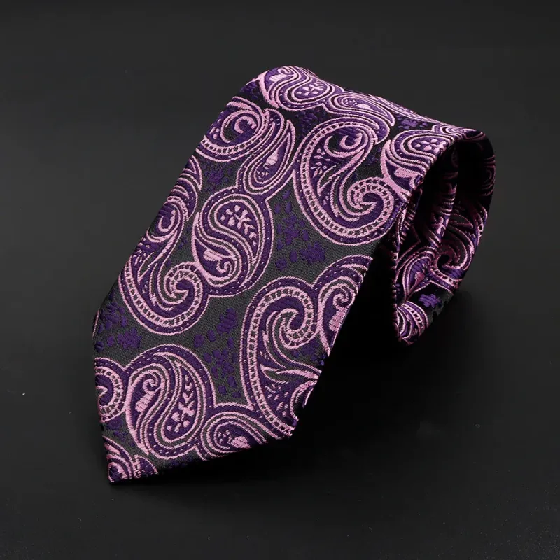 Bergerac · corbata con estampado paisley violeta made by Barlovento de Biar