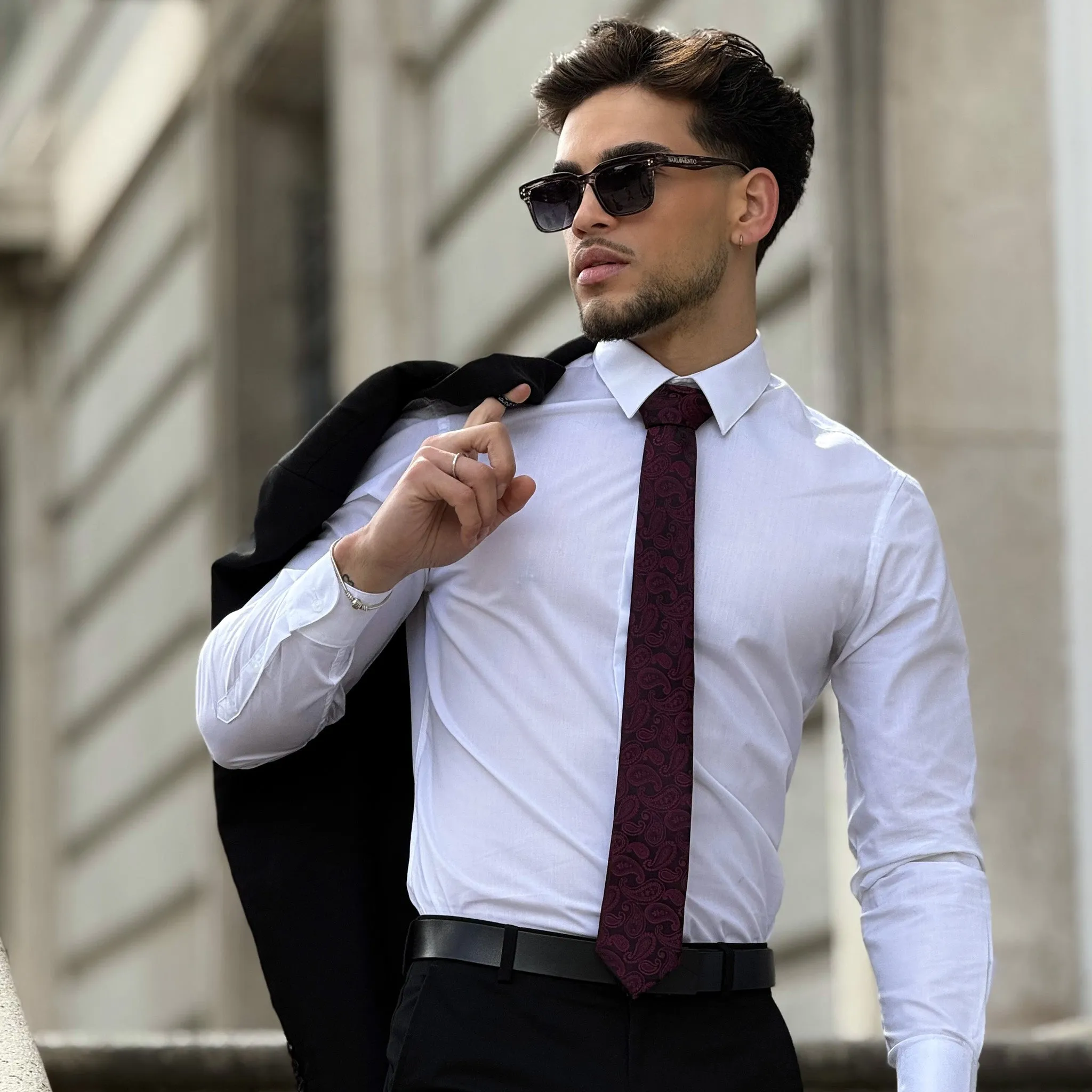 Burgundy · corbata con estampado paisley rojo sold by Barlovento de Biar product image thumbnail 4