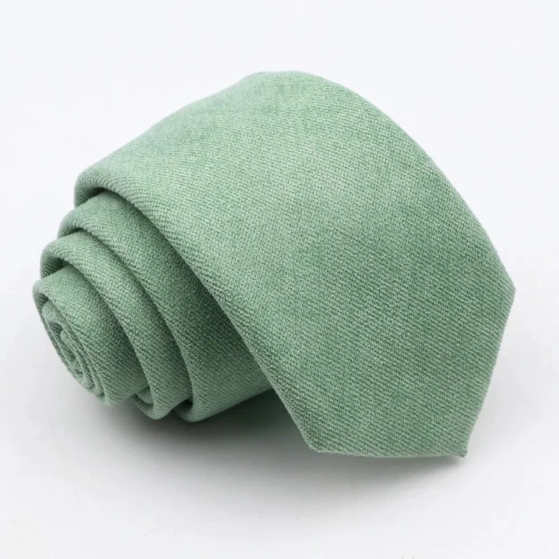 Tonopah · corbata verde claro suave made by Barlovento de Biar