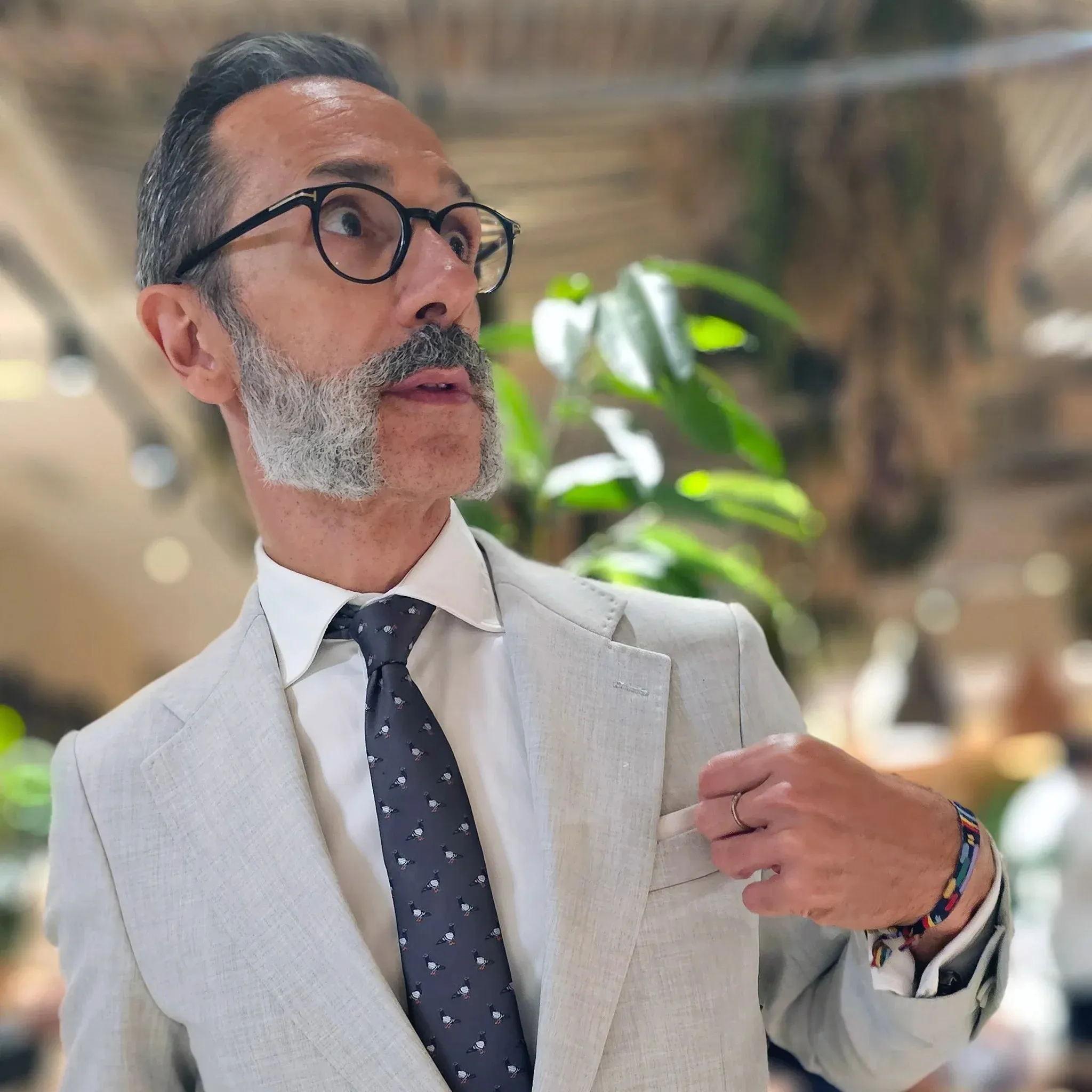 Palomas · corbata de diseño gris para los amantes de las aves sold by Barlovento de Biar product image thumbnail 2