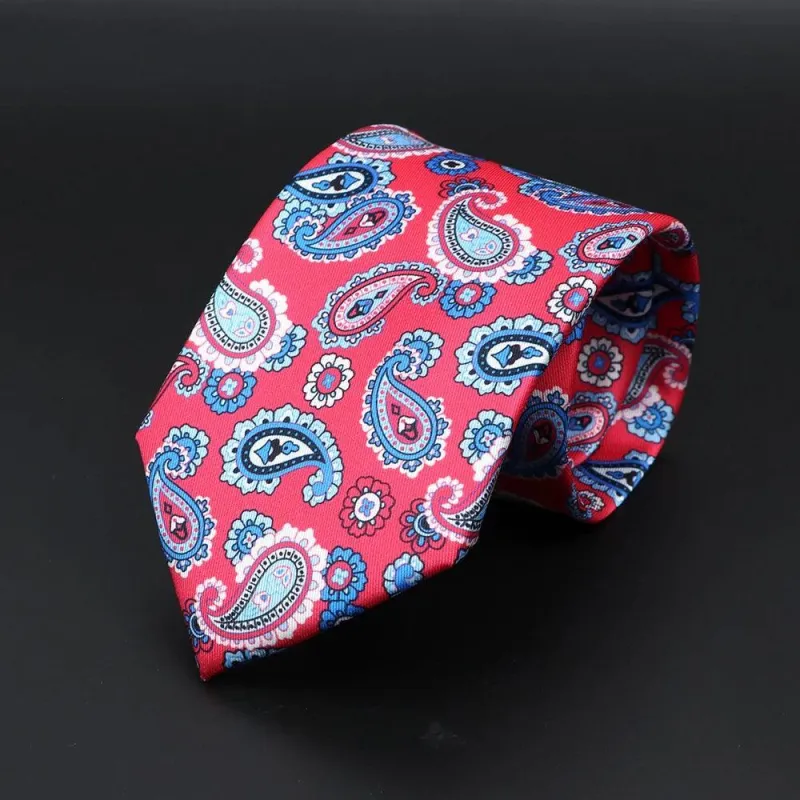 Annecy · corbata con estampado paisley rosa made by Barlovento de Biar