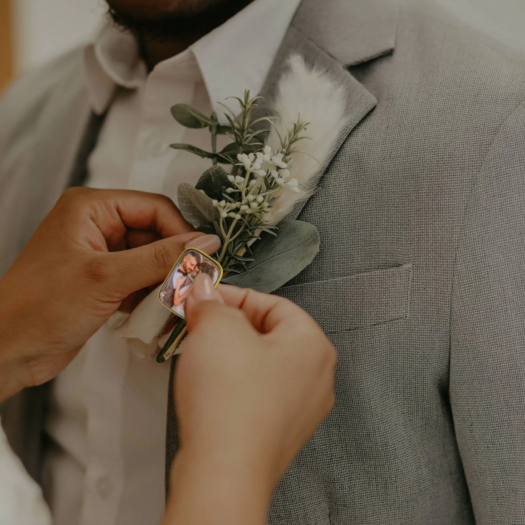 Customized Picture Memorial Brooch Lapel Pins for Men Women sold by FaithHeart product image thumbnail 4