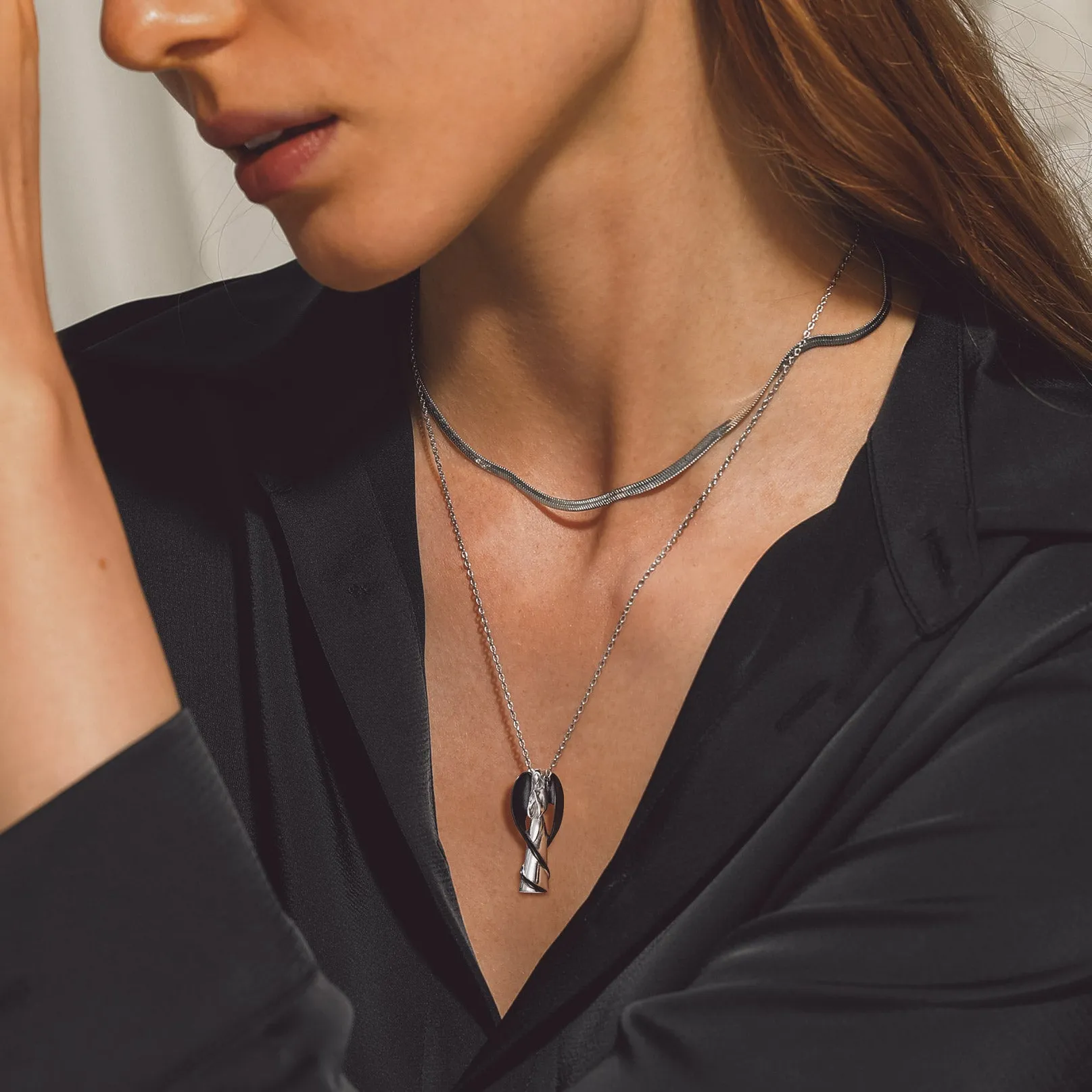 Virgin Mary Angel Wings Urn Cremation Pendant Necklace for Ashes sold by FaithHeart product image thumbnail 3