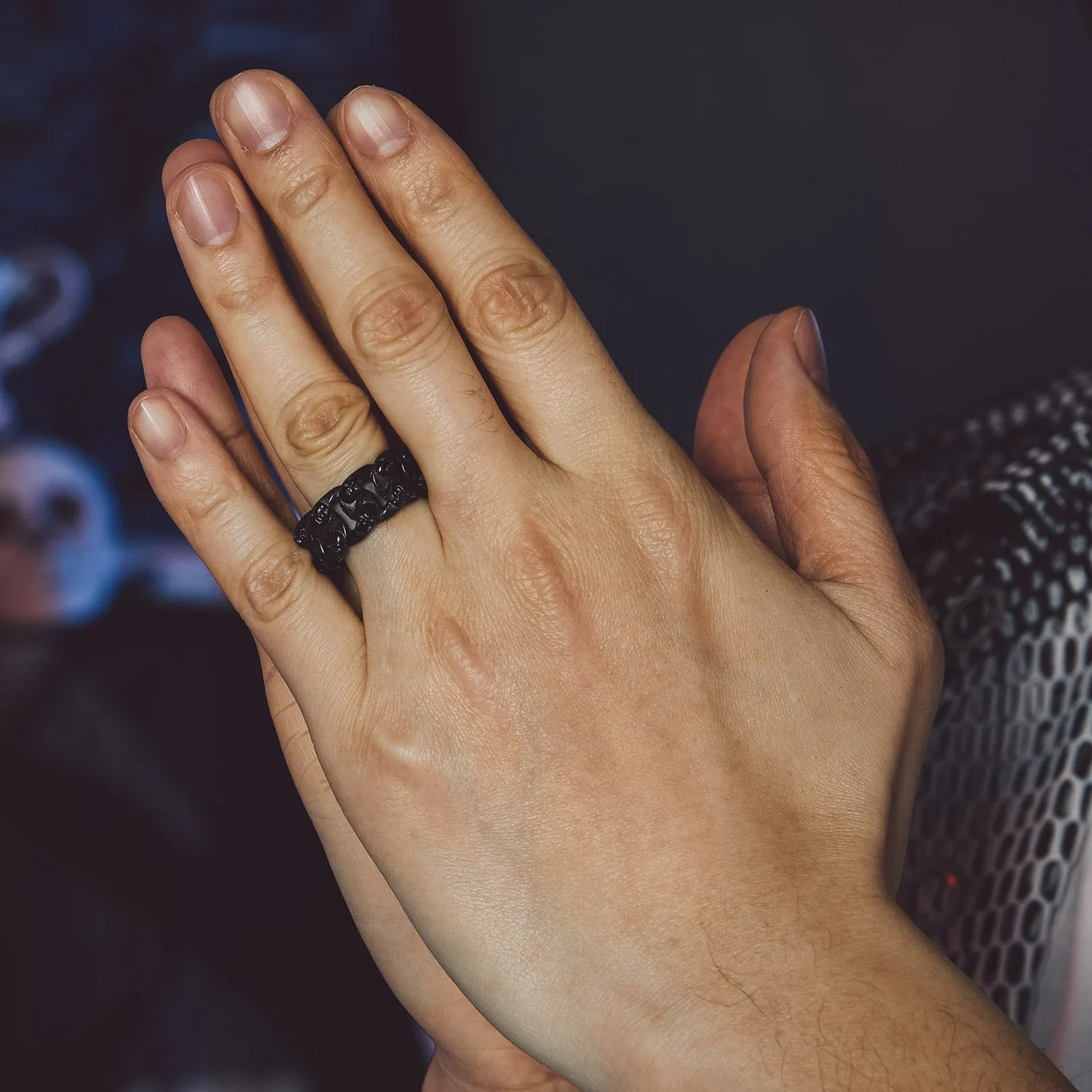 Gothic Chunky Chain Skull Ring for Men 10MM sold by FaithHeart product image thumbnail 3