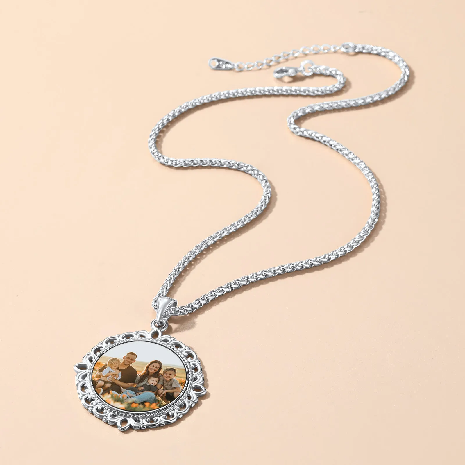 Vintage Customized Double-side Photo Pendant Memorial Necklace with Picture sold by FaithHeart product image thumbnail 4