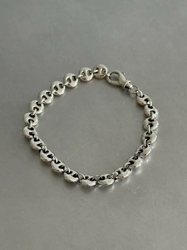 Sophie Buhai Small Circle Link Bracelet sold by Ven. Space
