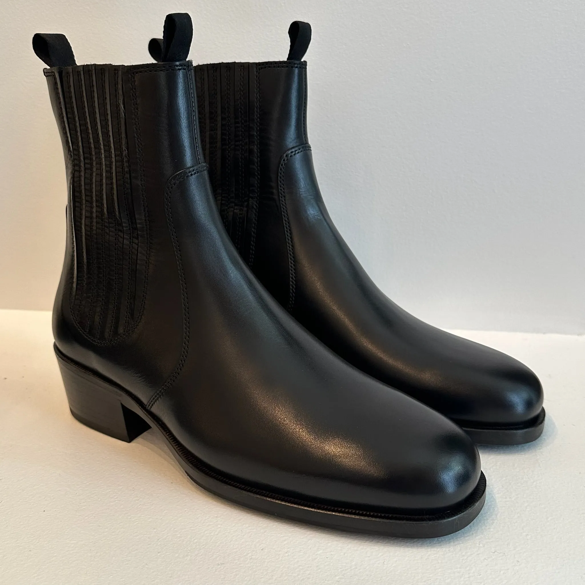 Lemaire Chelsea Boots sold by Ven. Space