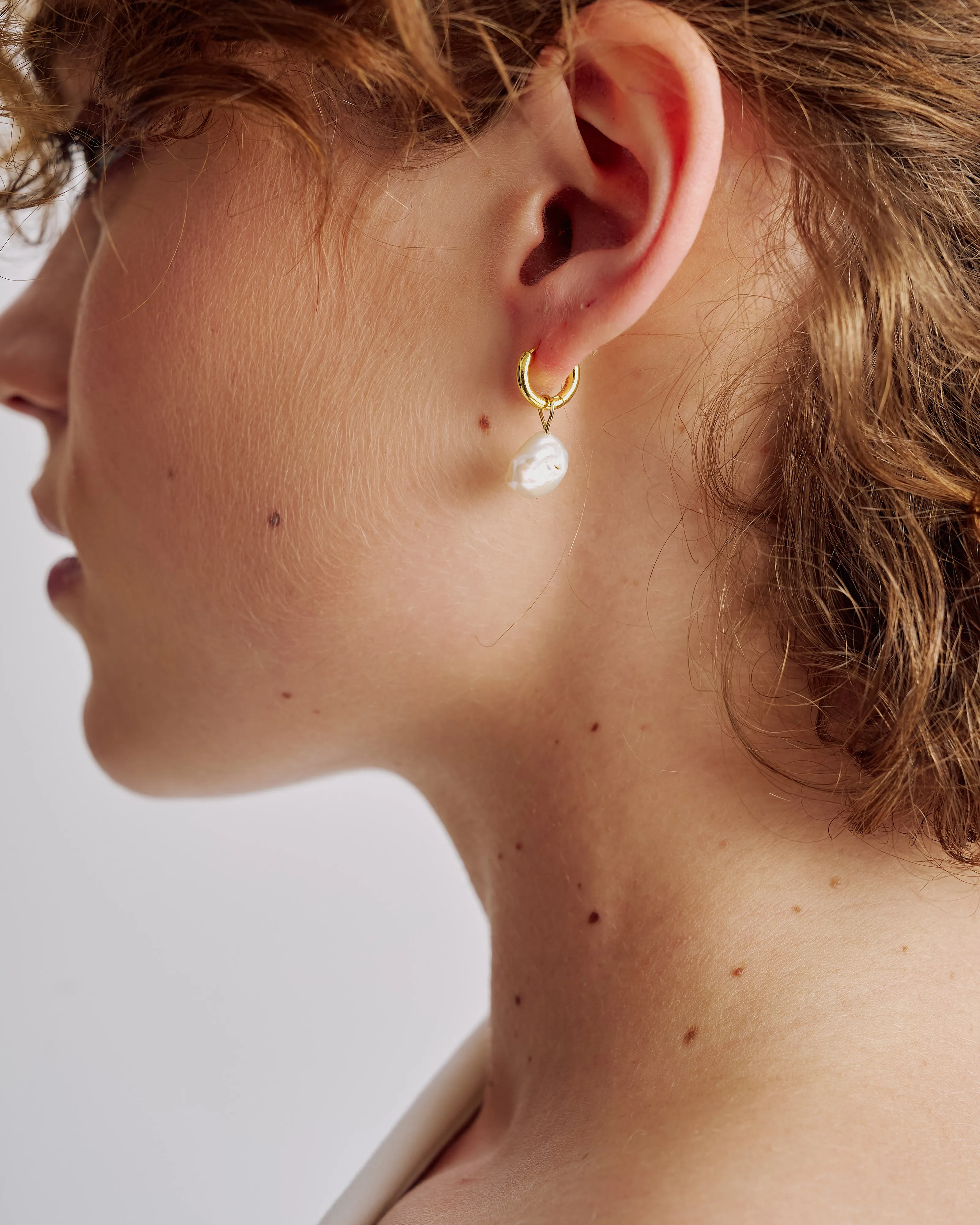 Re-Edition Lila Pearl Sleeper Earrings sold by Brie Leon product image thumbnail 2