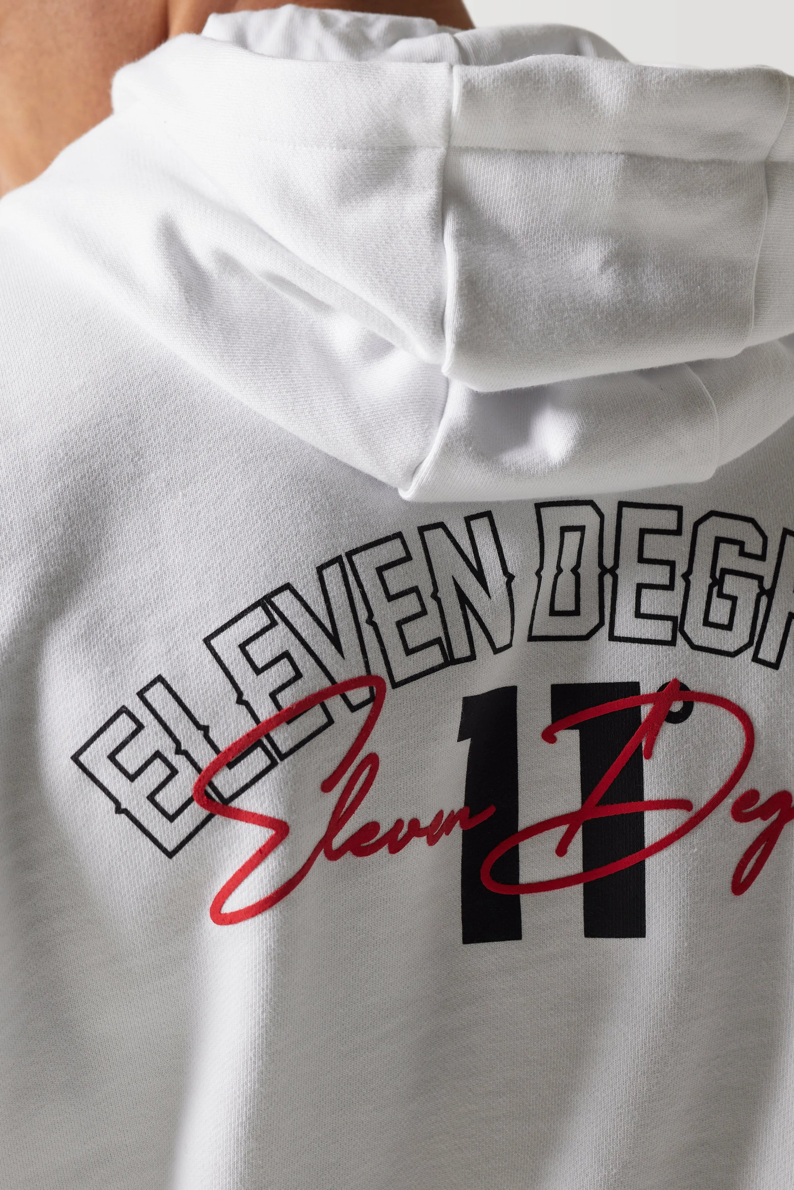 Sudadera Con Capucha Streetwear - Blanca sold by Eleven degrees product image thumbnail 5
