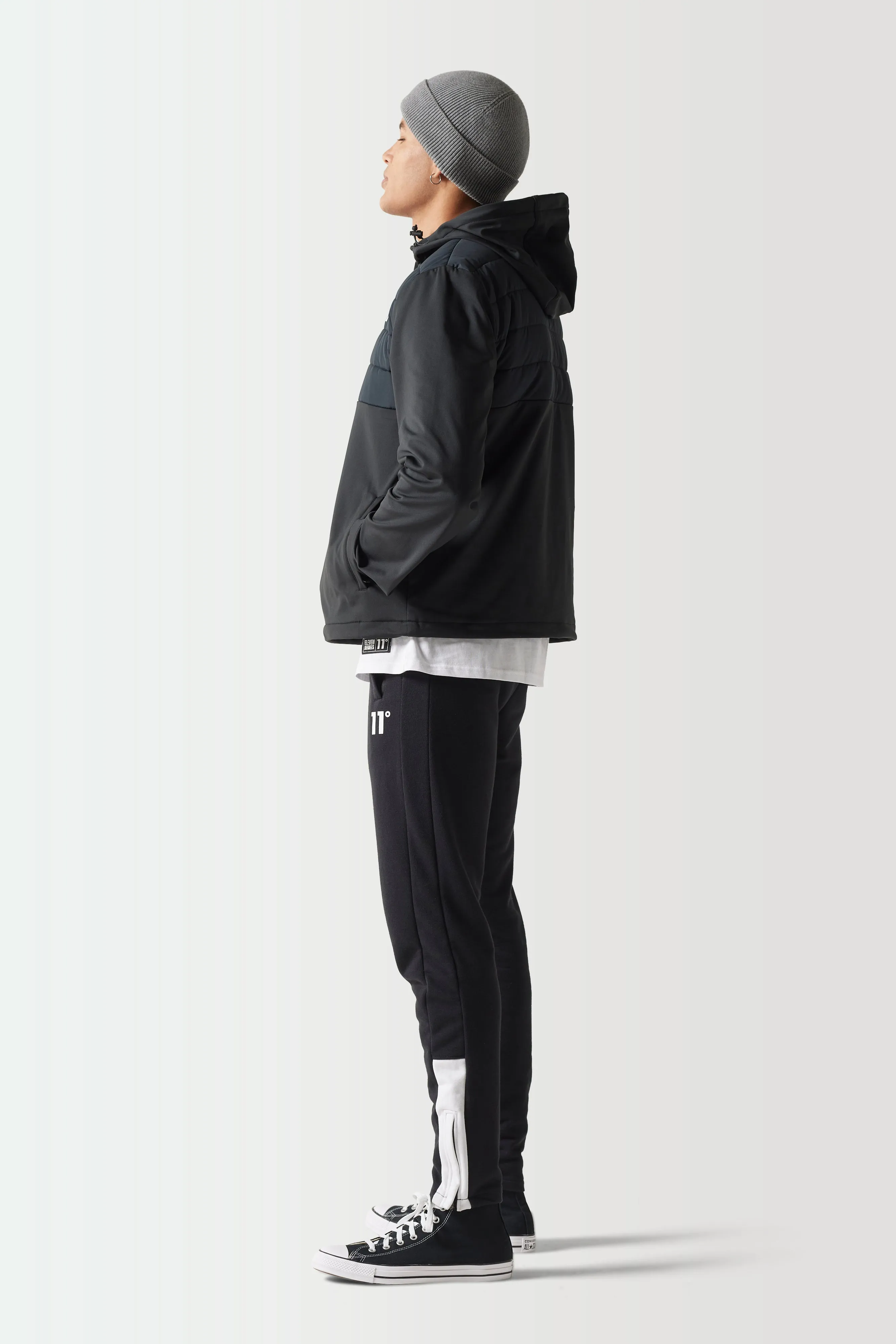 Chaqueta Híbrida Overhead - Negra sold by Eleven degrees product image thumbnail 2