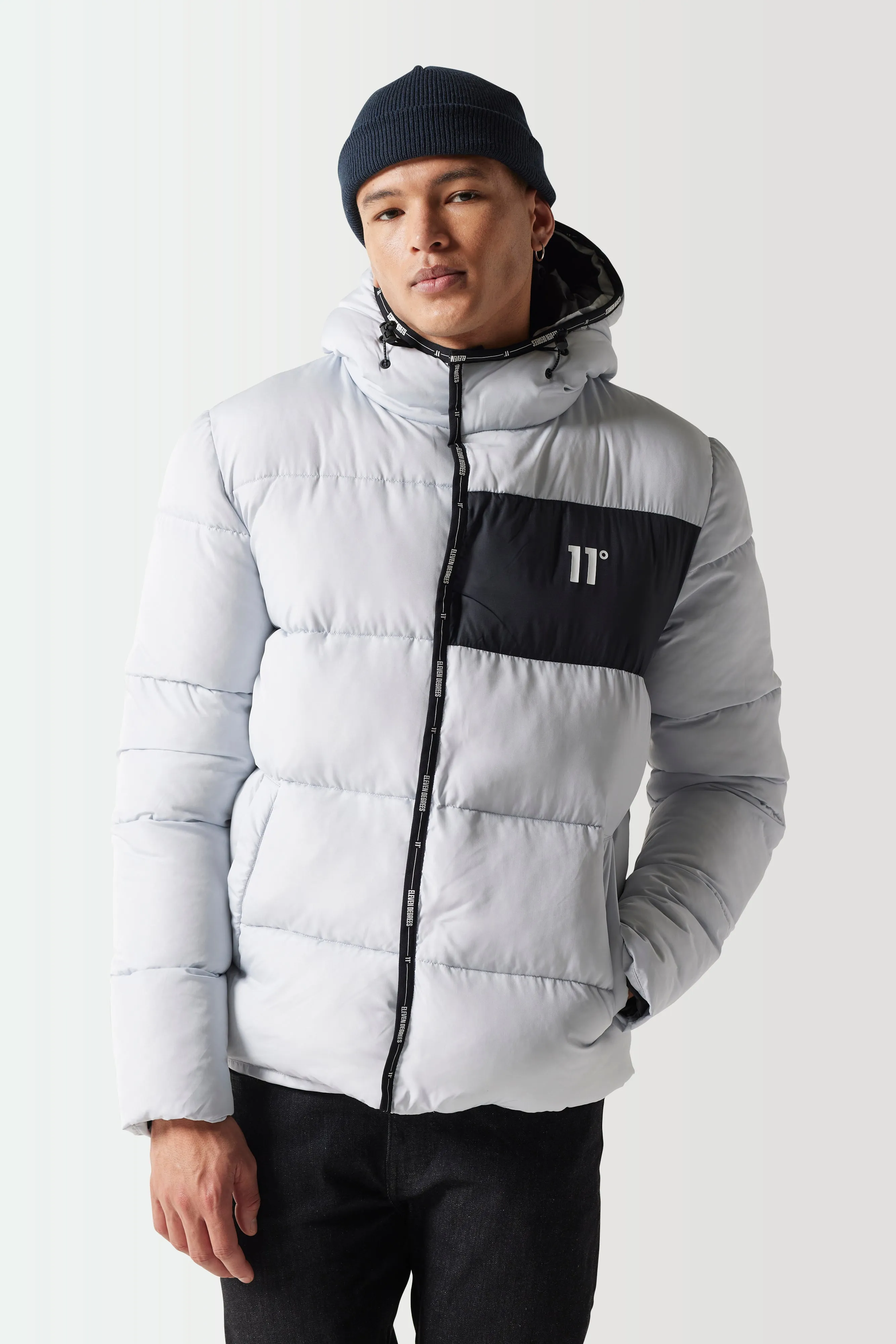 Chaqueta Micro Puffer - Micro Chip / Negra sold by Eleven degrees product image thumbnail 3