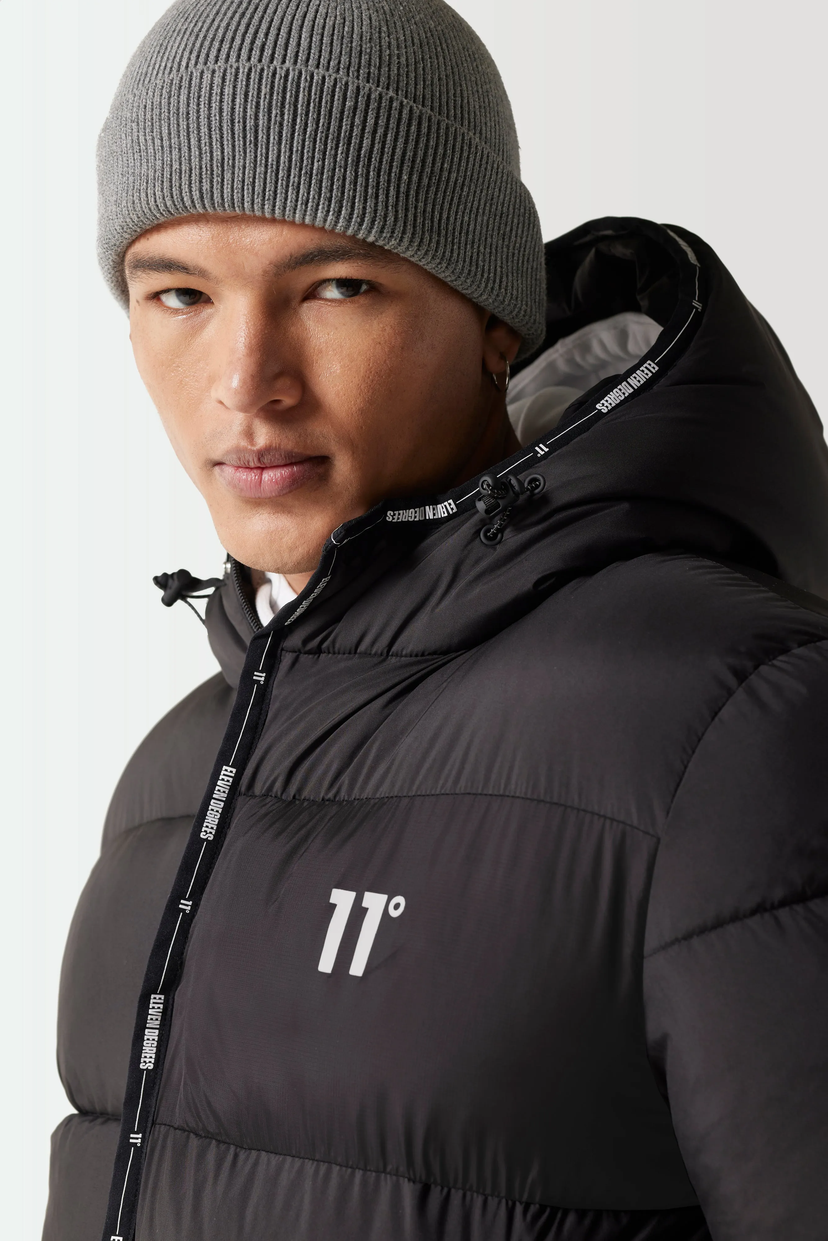 Chaqueta Micro Puffer - Negra sold by Eleven degrees product image thumbnail 5