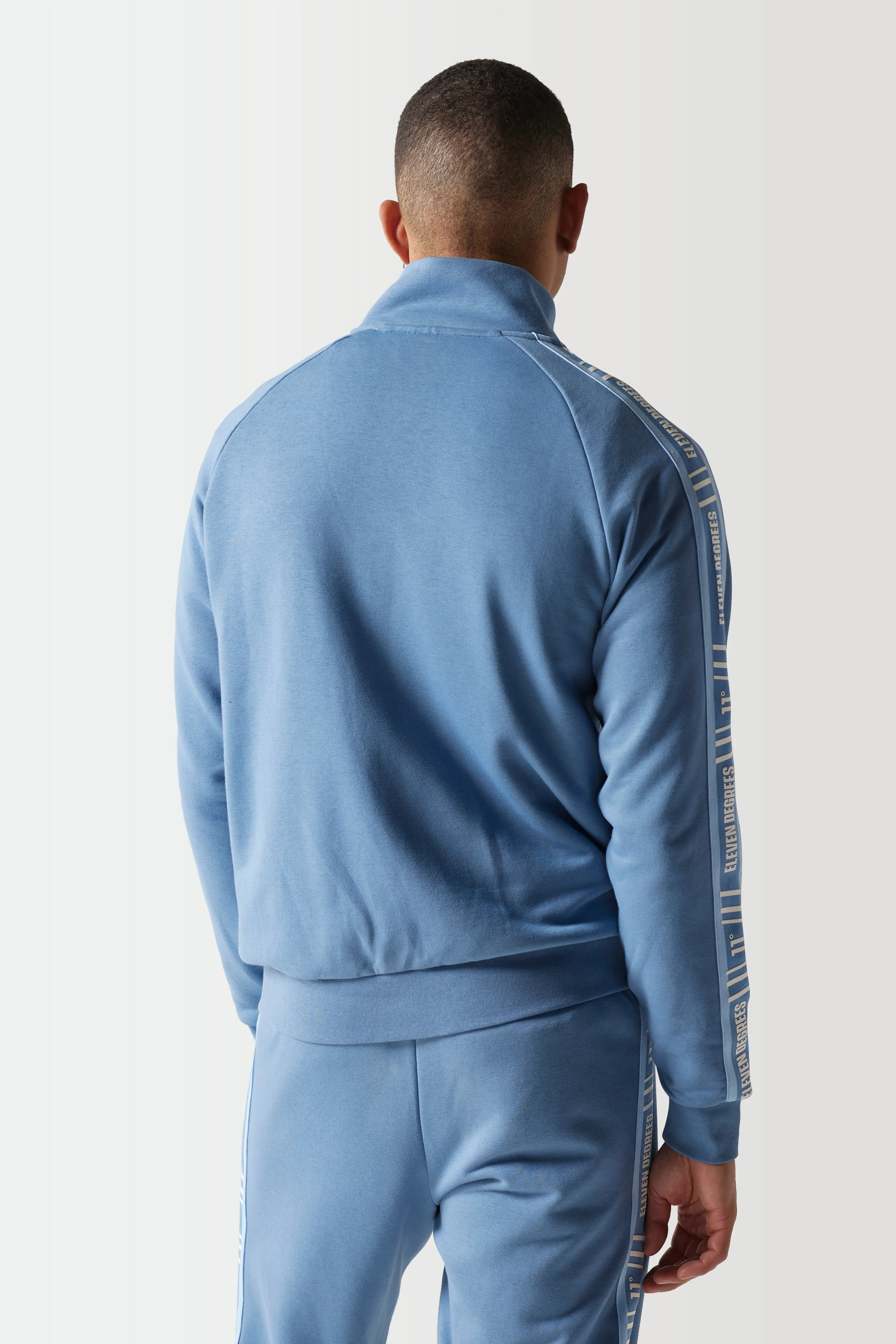 Sudadera Retro Con Cremallera Completa - Azul Elemental sold by Eleven degrees product image thumbnail 4