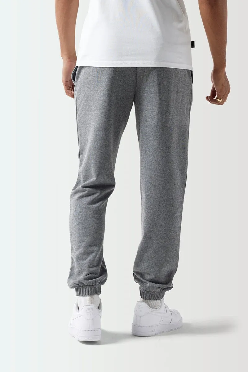 CORE Joggers De Corte Normal - Marga Carbón sold by Eleven degrees product image thumbnail 2