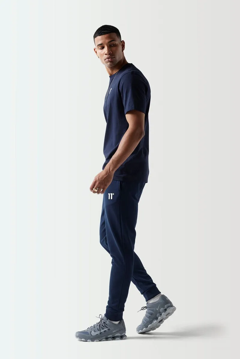 CORE Joggers De Corte Entallado - Azul Marino sold by Eleven degrees product image thumbnail 3
