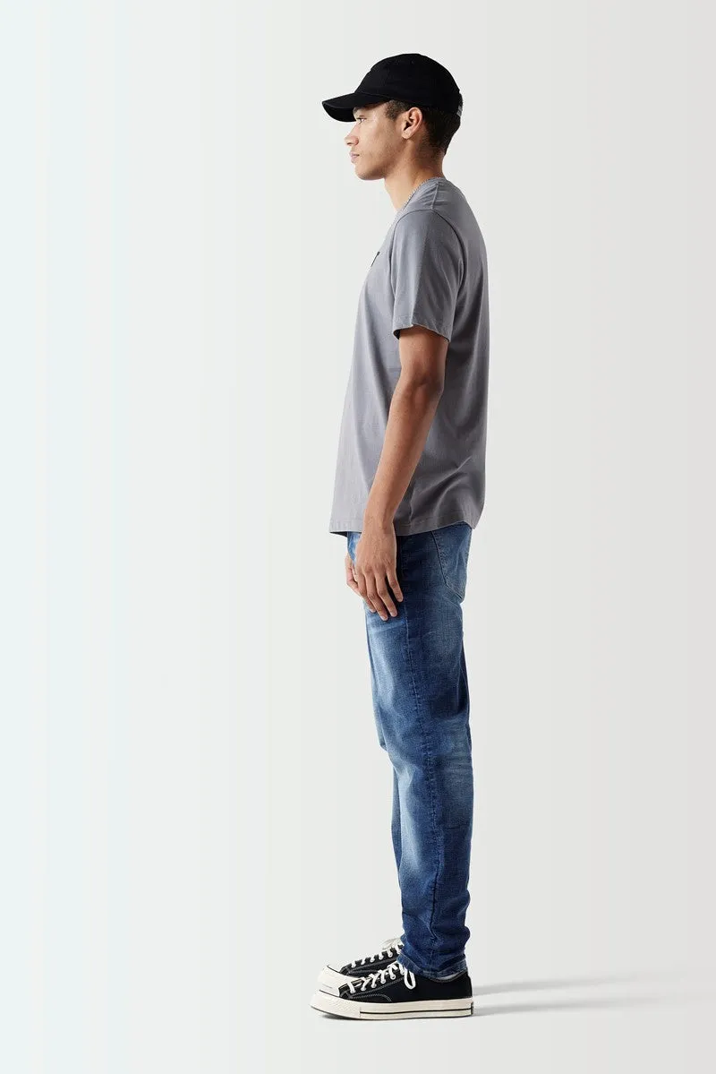 CORE Camiseta - Gris Pizarra sold by Eleven degrees product image thumbnail 2