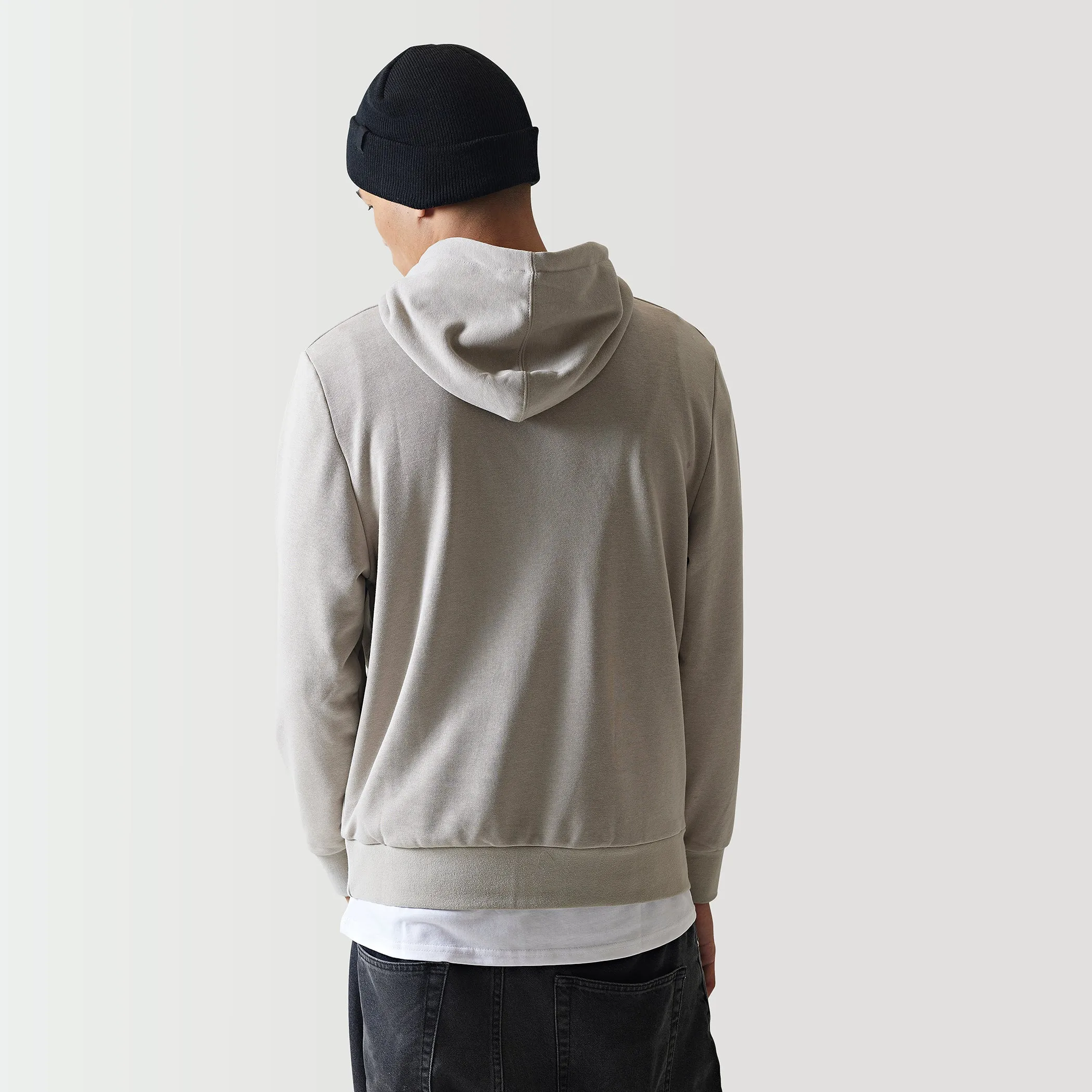 Sudadera con Capucha Bordada Tonal - Neutral Sage sold by Eleven degrees product image thumbnail 4