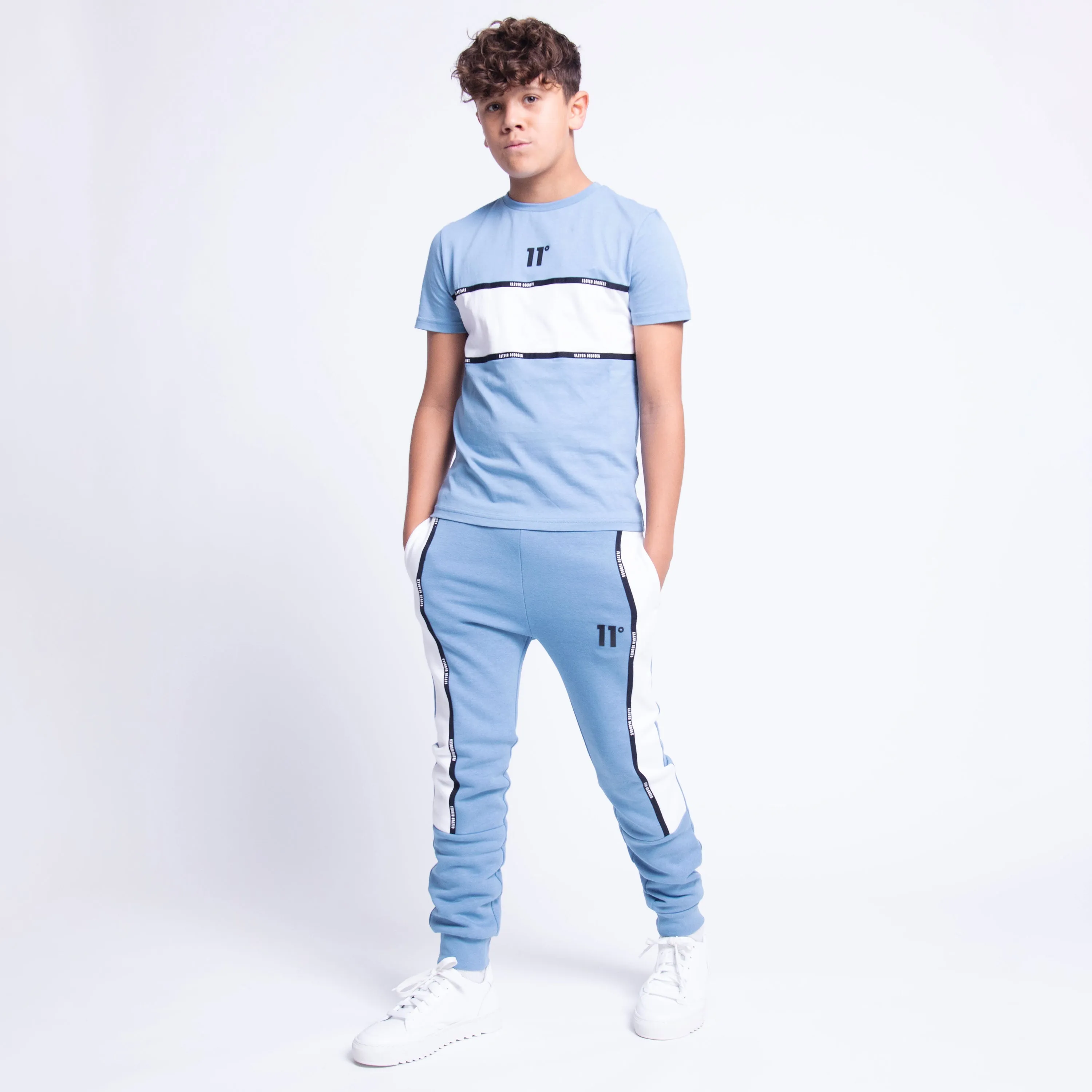 Camiseta Encintado Bloque Niño - Azul Sombra sold by Eleven degrees product image thumbnail 3