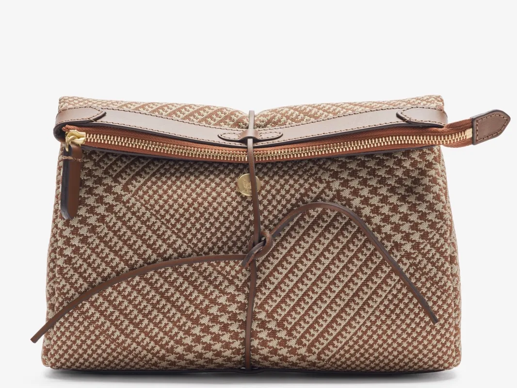 M/S Carry - A Lovely Land/Cuoio made by Mismo