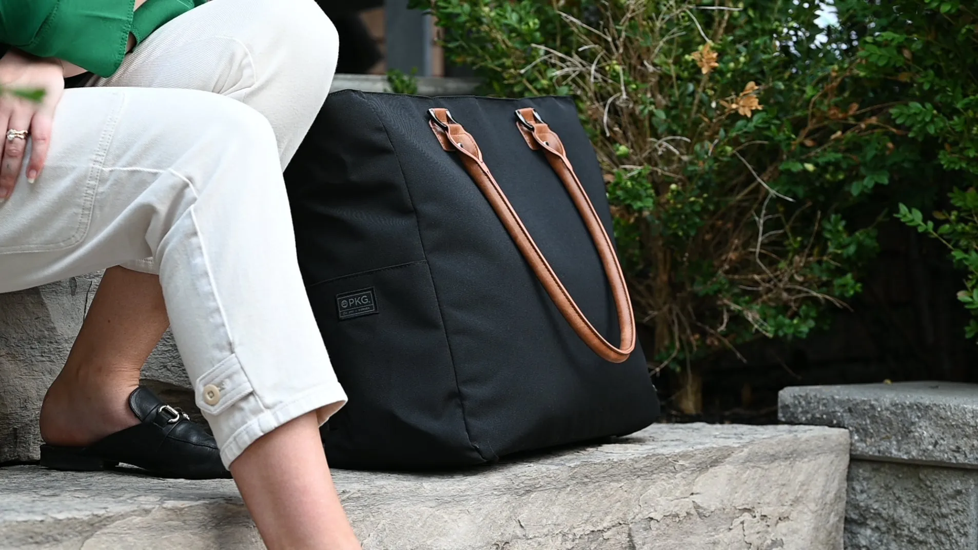 PKG Georgian 33L Tote bag sold by PKG product image thumbnail 4