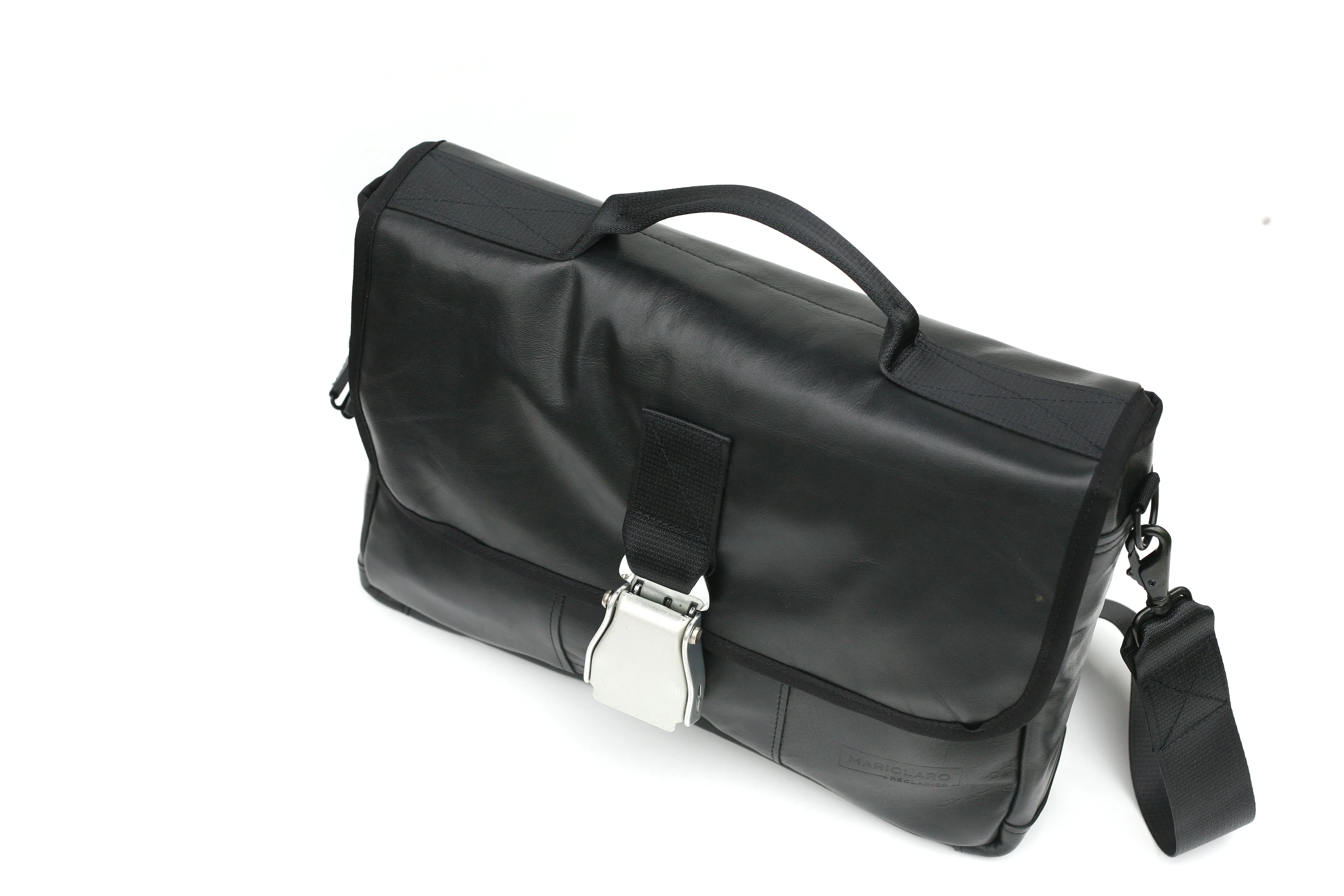 Mariclaro YYZ Laptop Bag - Air Canada Boeing 777HD sold by Mariclaro product image thumbnail 2
