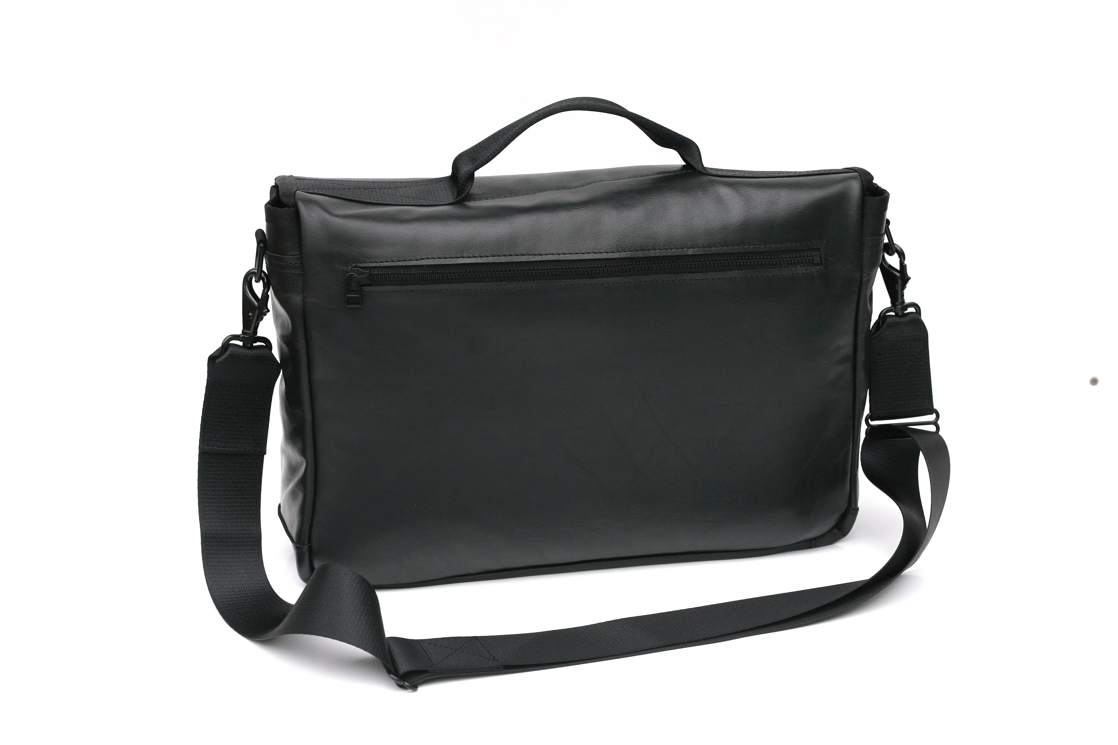 Mariclaro YYZ Laptop Bag - Air Canada Boeing 777HD sold by Mariclaro product image thumbnail 3