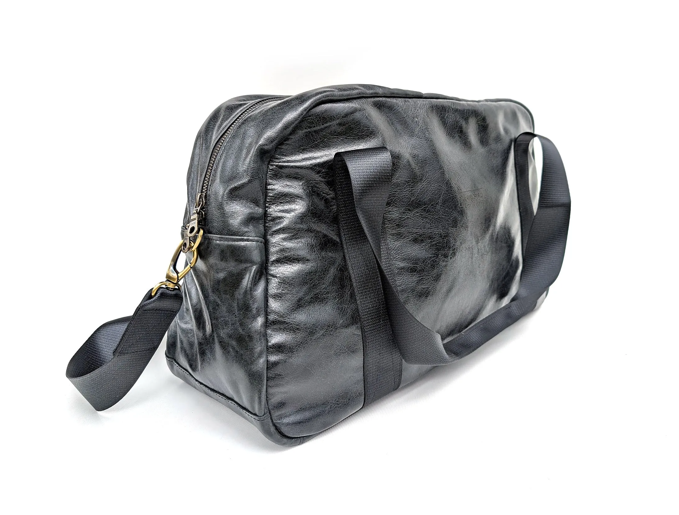 ONYX Duffle / Weekender Bag sold by Mariclaro product image thumbnail 3