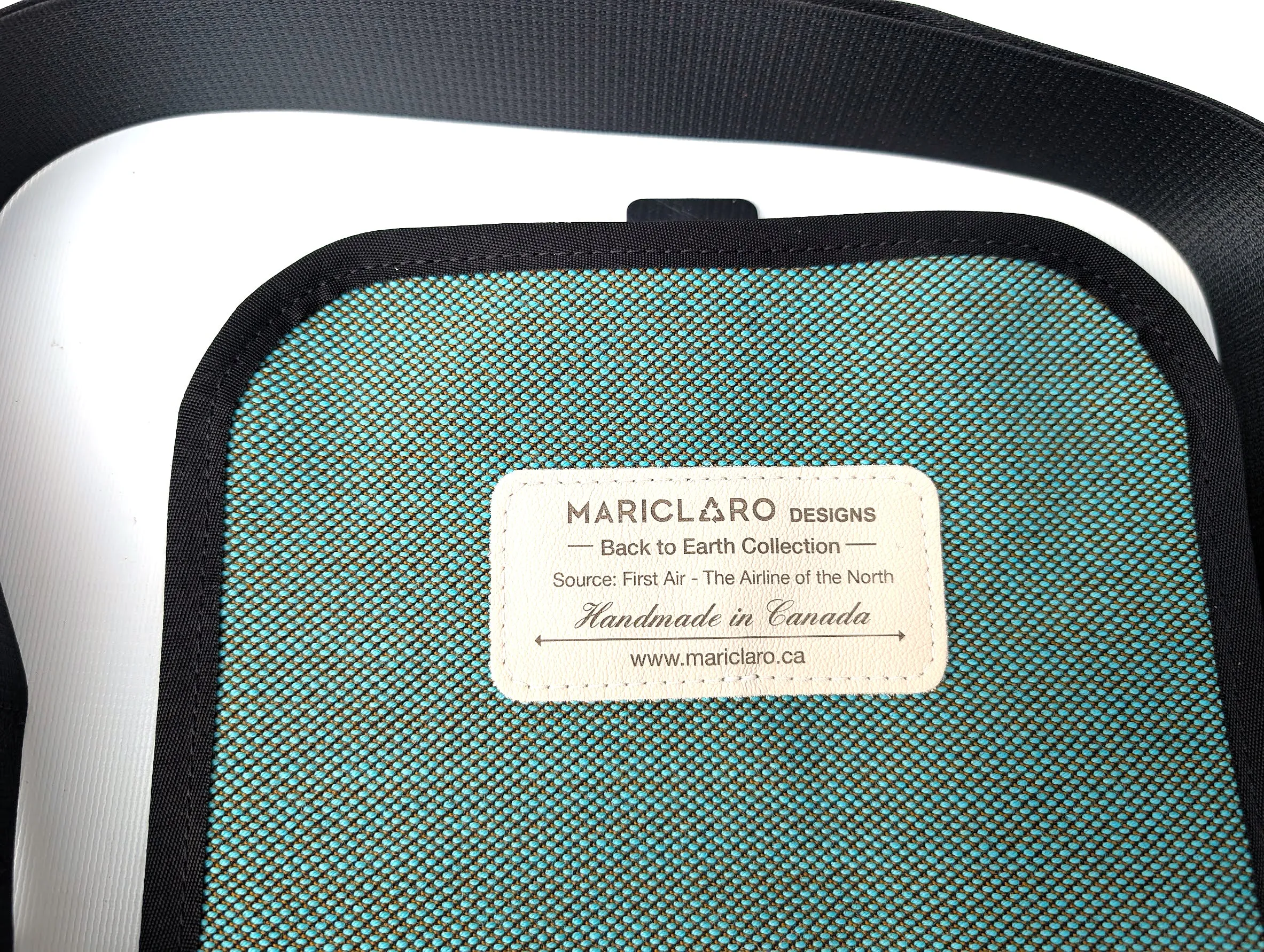Mariclaro Mini Messenger Bag - First Air sold by Mariclaro product image thumbnail 5