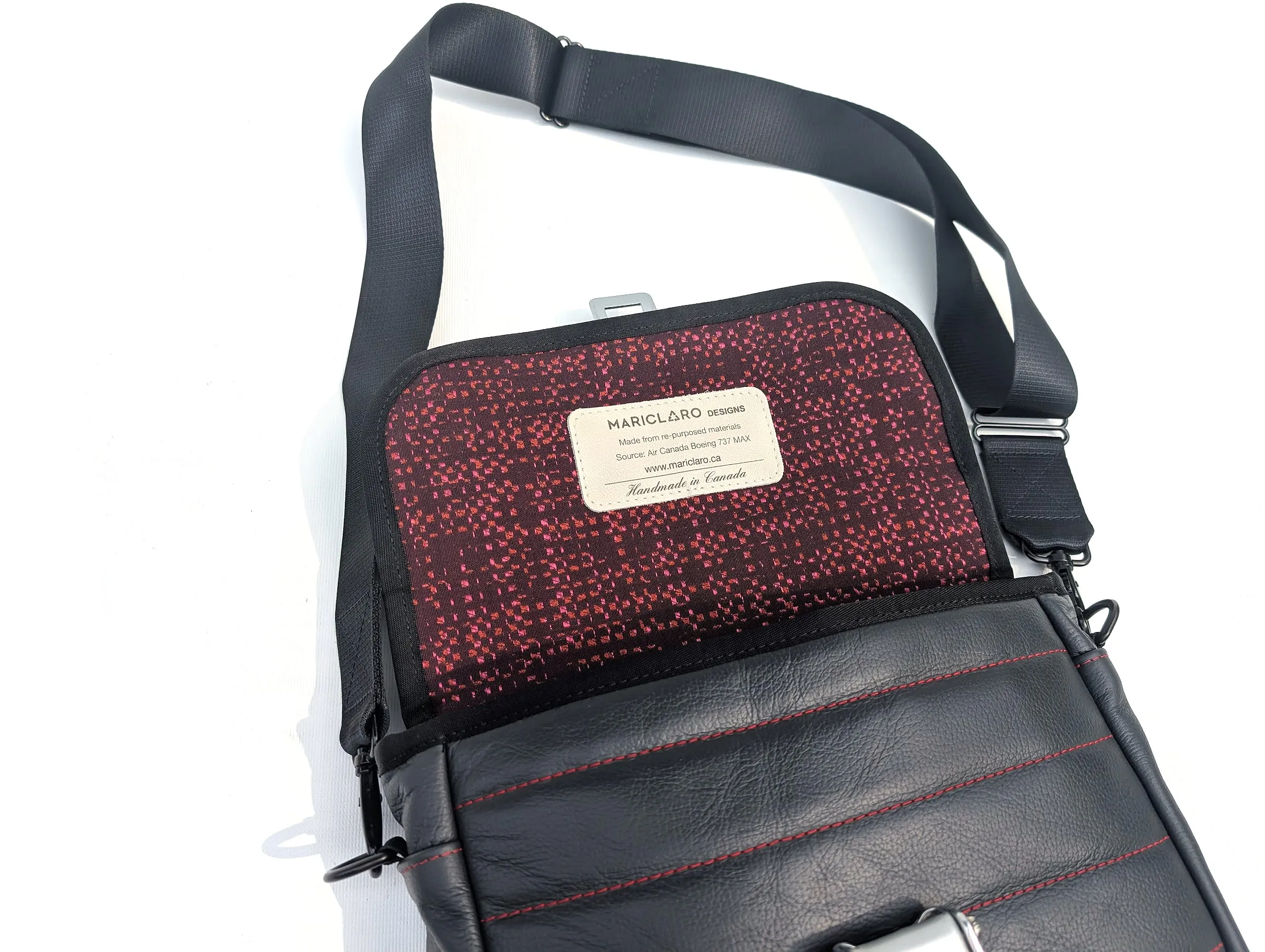 Mariclaro Mini Satchel Bag - Boeing 737 Air Canada sold by Mariclaro product image thumbnail 5