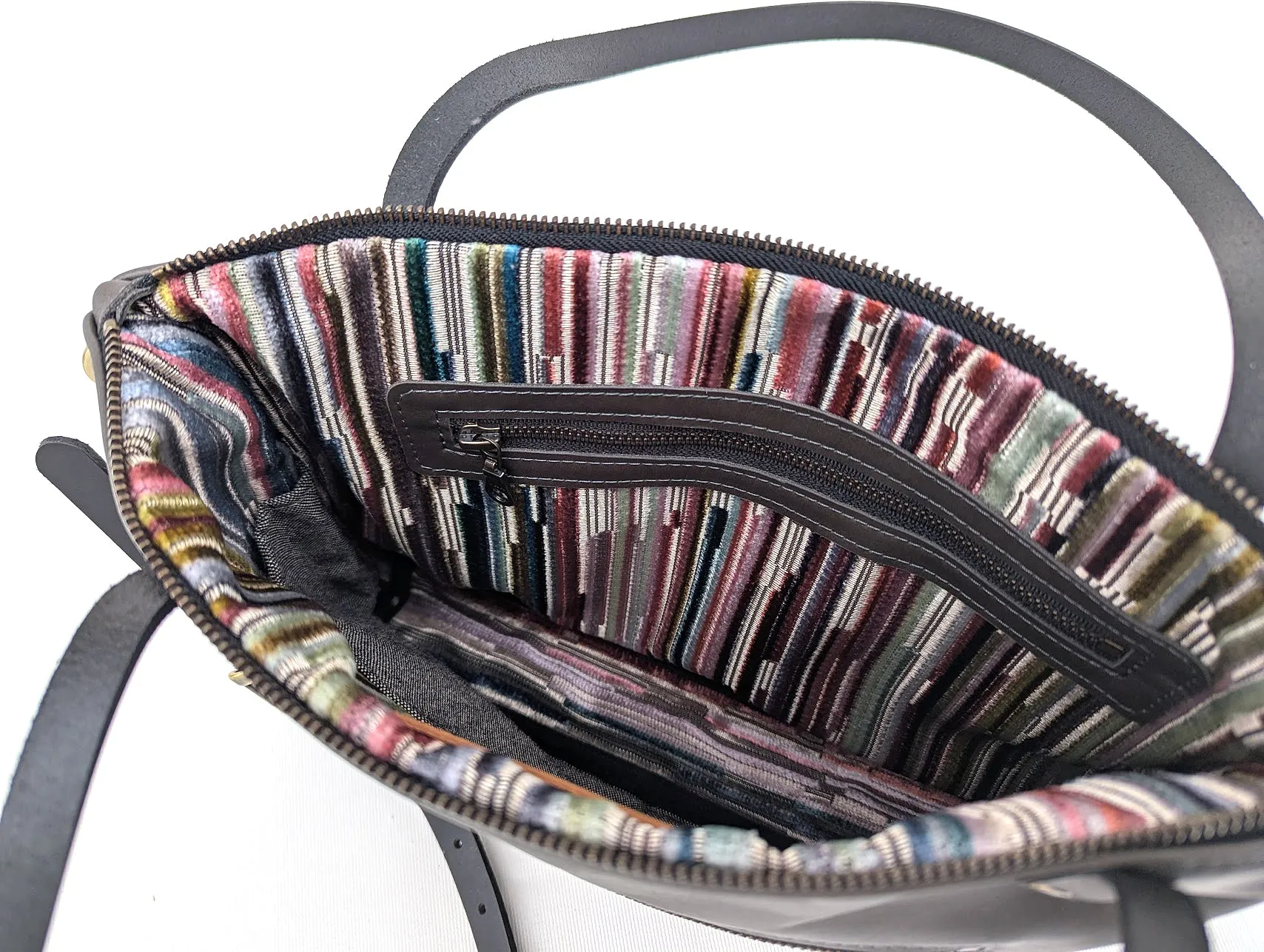 Mariclaro VIE+ Purse - Grey Leather sold by Mariclaro product image thumbnail 5